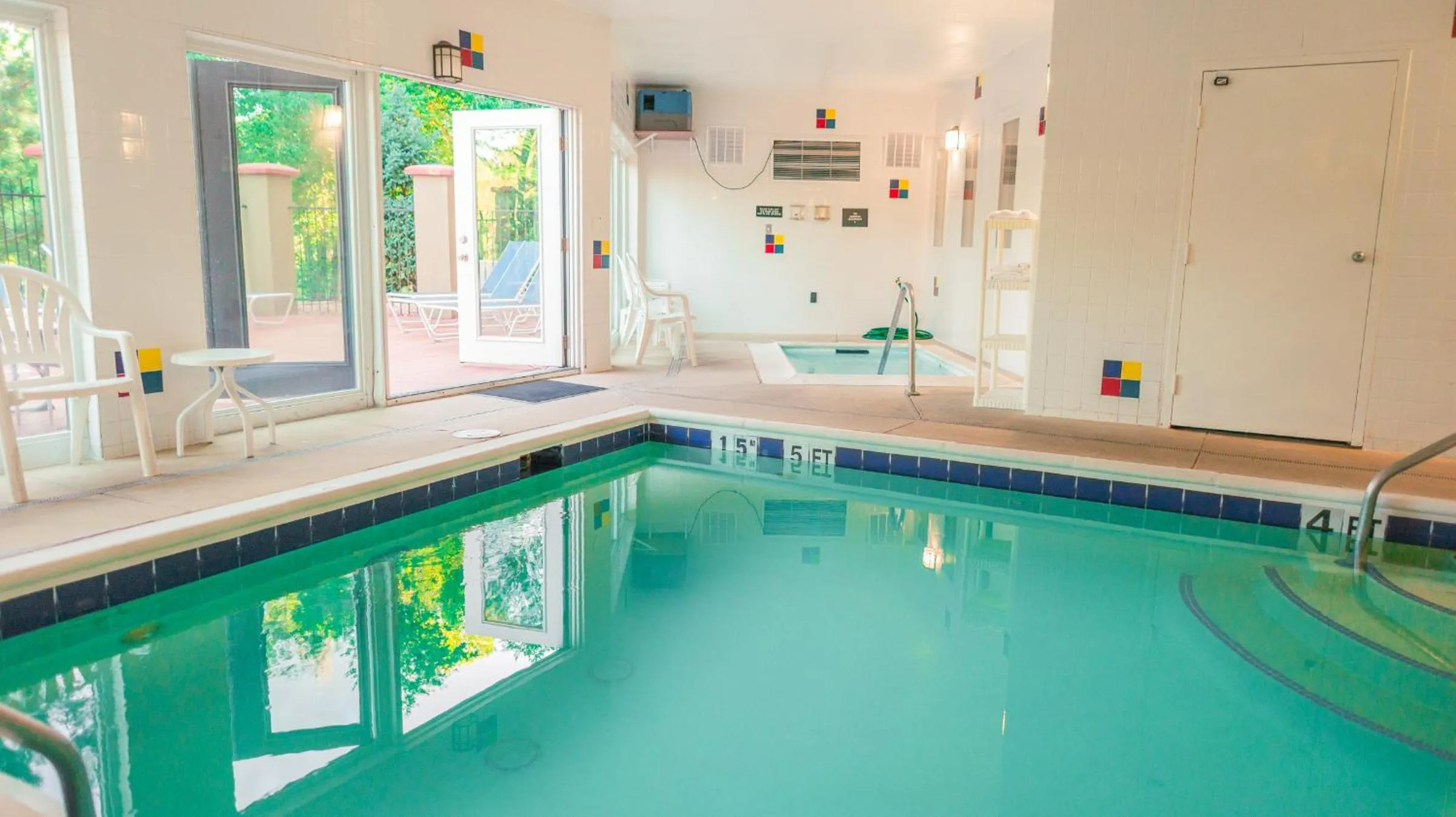 Hot Tub in Comfort Inn North - Air Force Academy Area