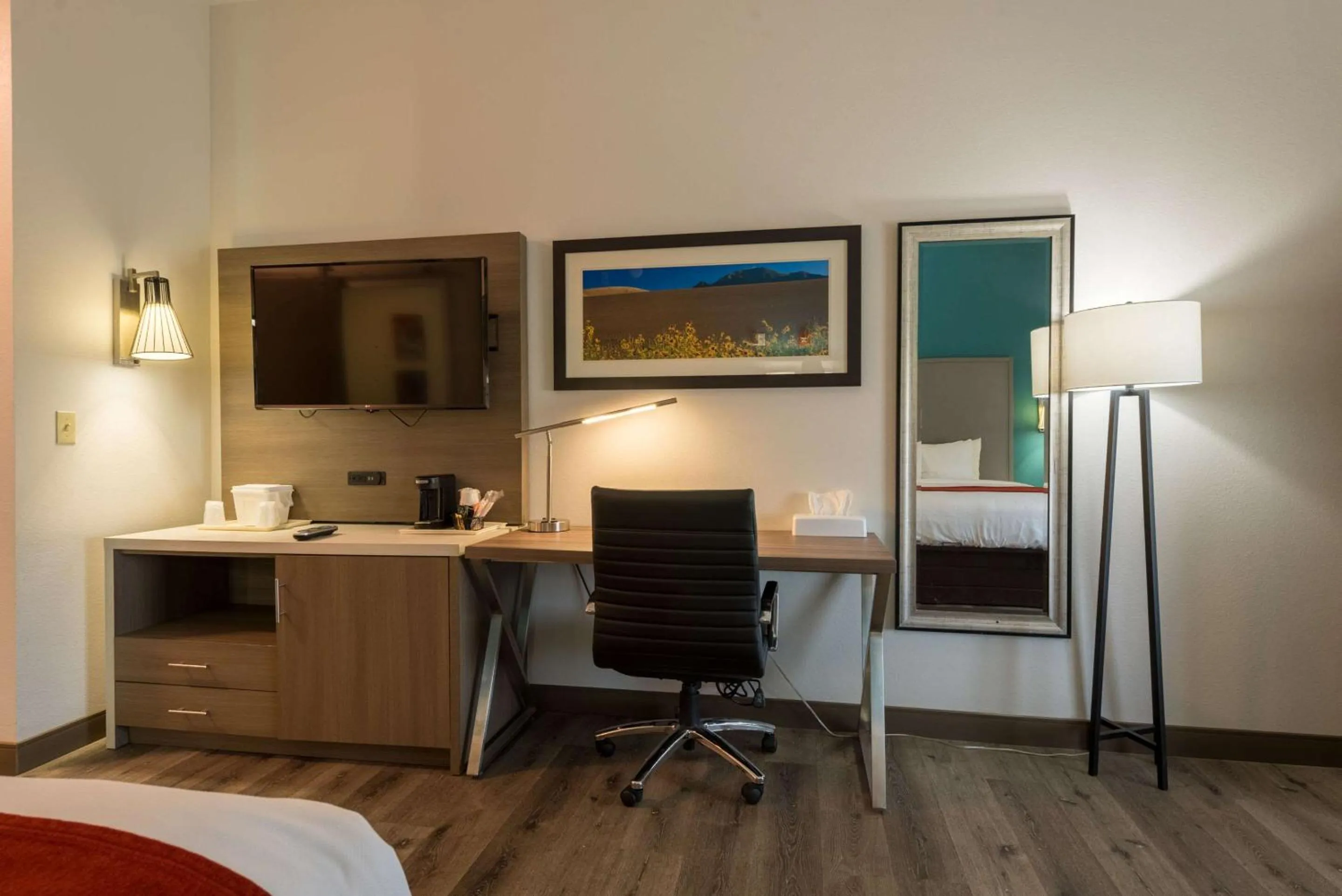 Bedroom, Bed in Comfort Inn & Suites Alamosa