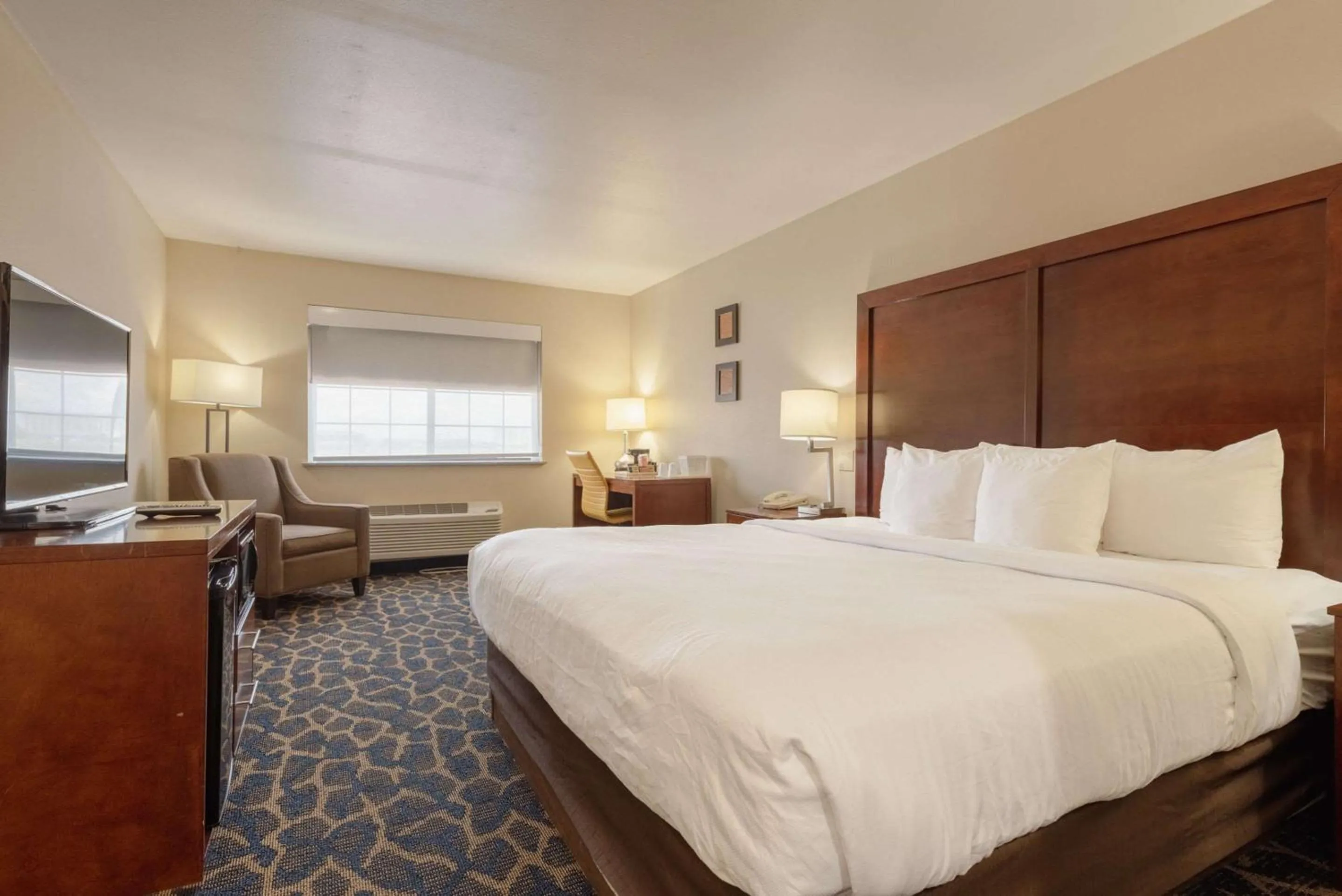 Bedroom, Bed in Comfort Inn & Suites Alamosa