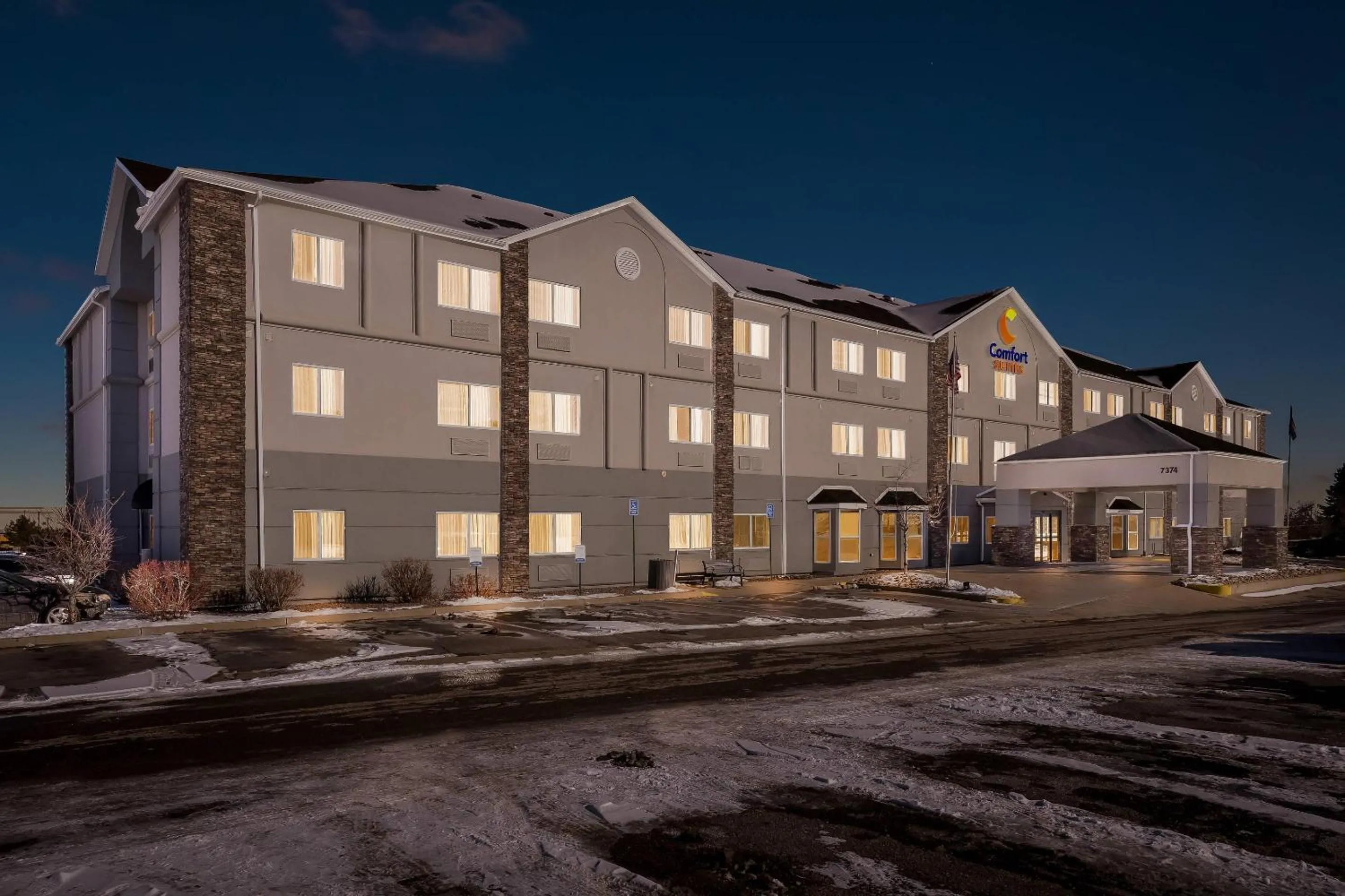 Property building in Comfort Suites Denver Tech Center