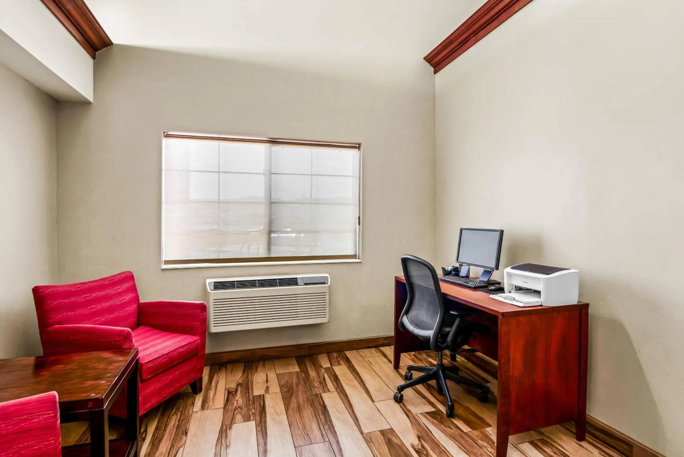 Business facilities in Quality Inn & Suites Vail Valley