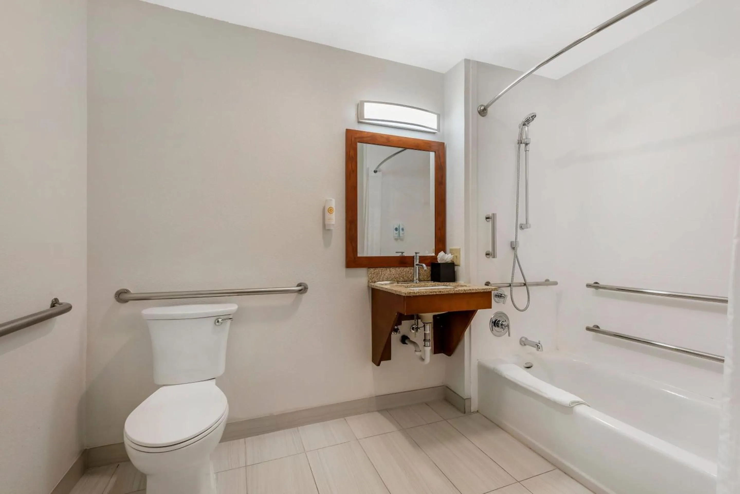 Bedroom in Comfort Inn & Suites Carbondale on the Roaring Fork