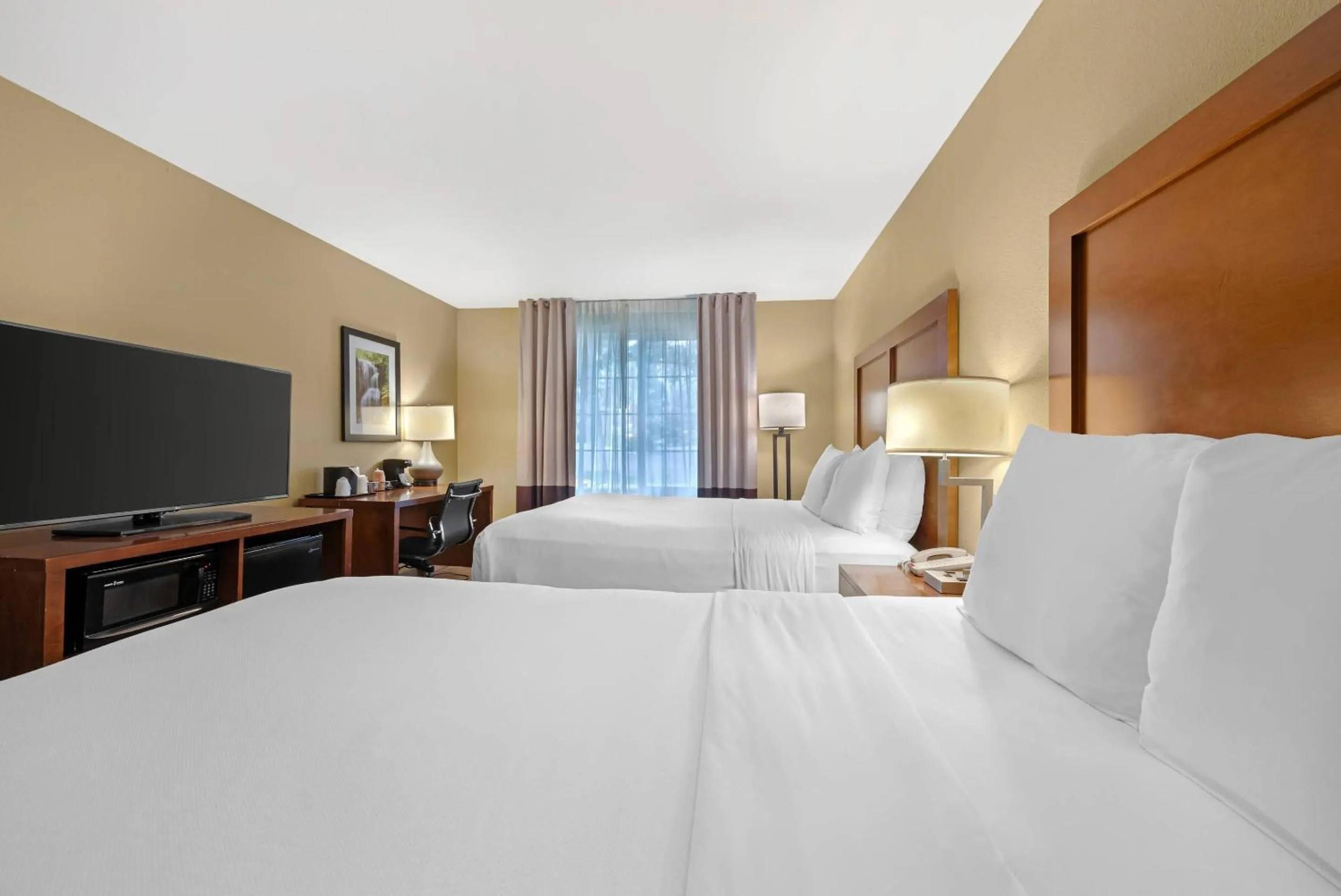 Bedroom, Bed in Comfort Inn & Suites Carbondale on the Roaring Fork