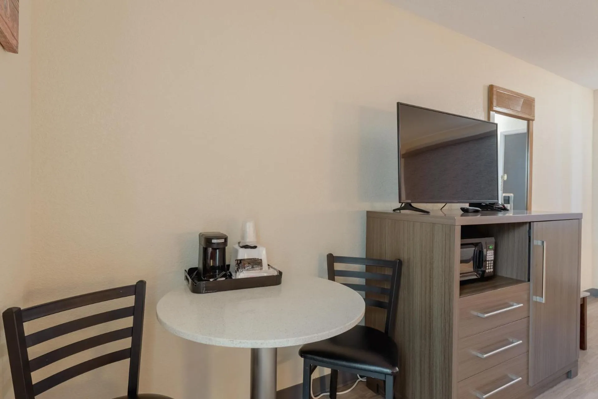 Econo Lodge Cortez near Mesa Verde