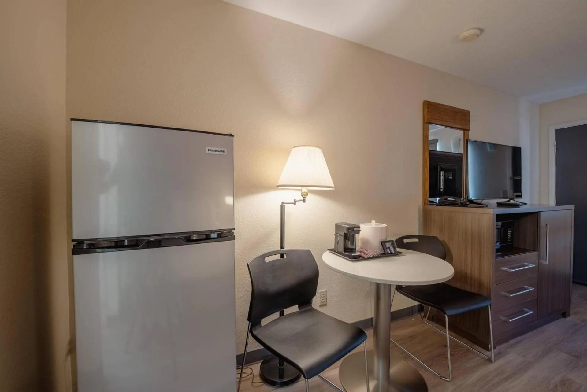 Bedroom in Econo Lodge Cortez near Mesa Verde