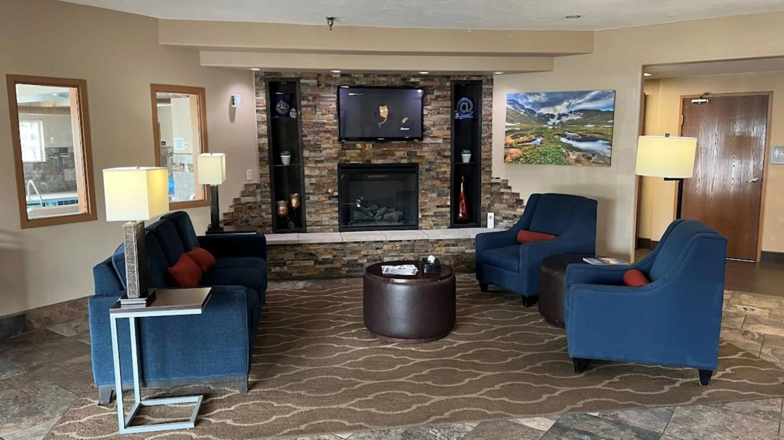 Property building in Comfort Inn & Suites Gunnison-Crested Butte