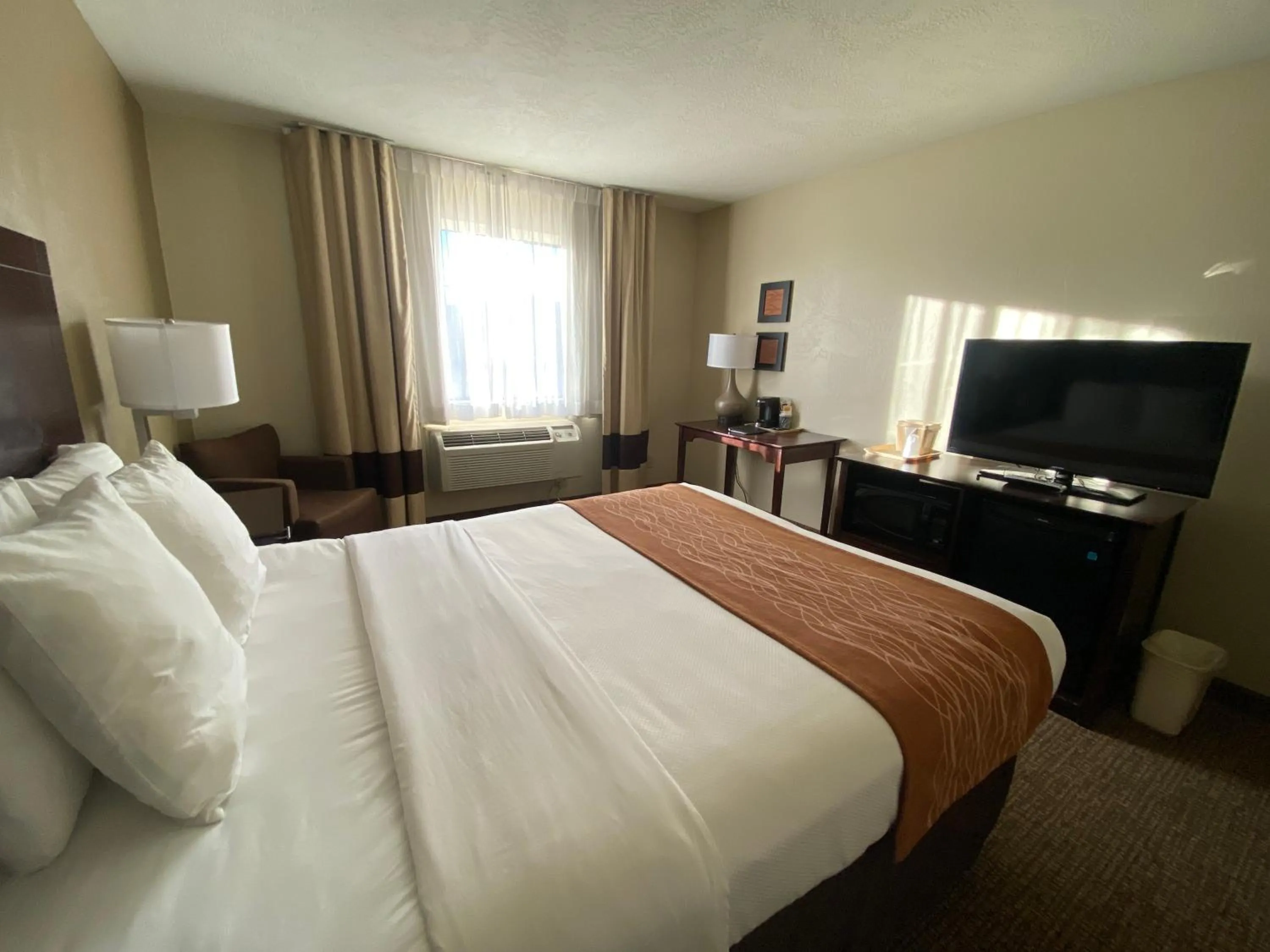 Bed in Comfort Inn & Suites Gunnison-Crested Butte