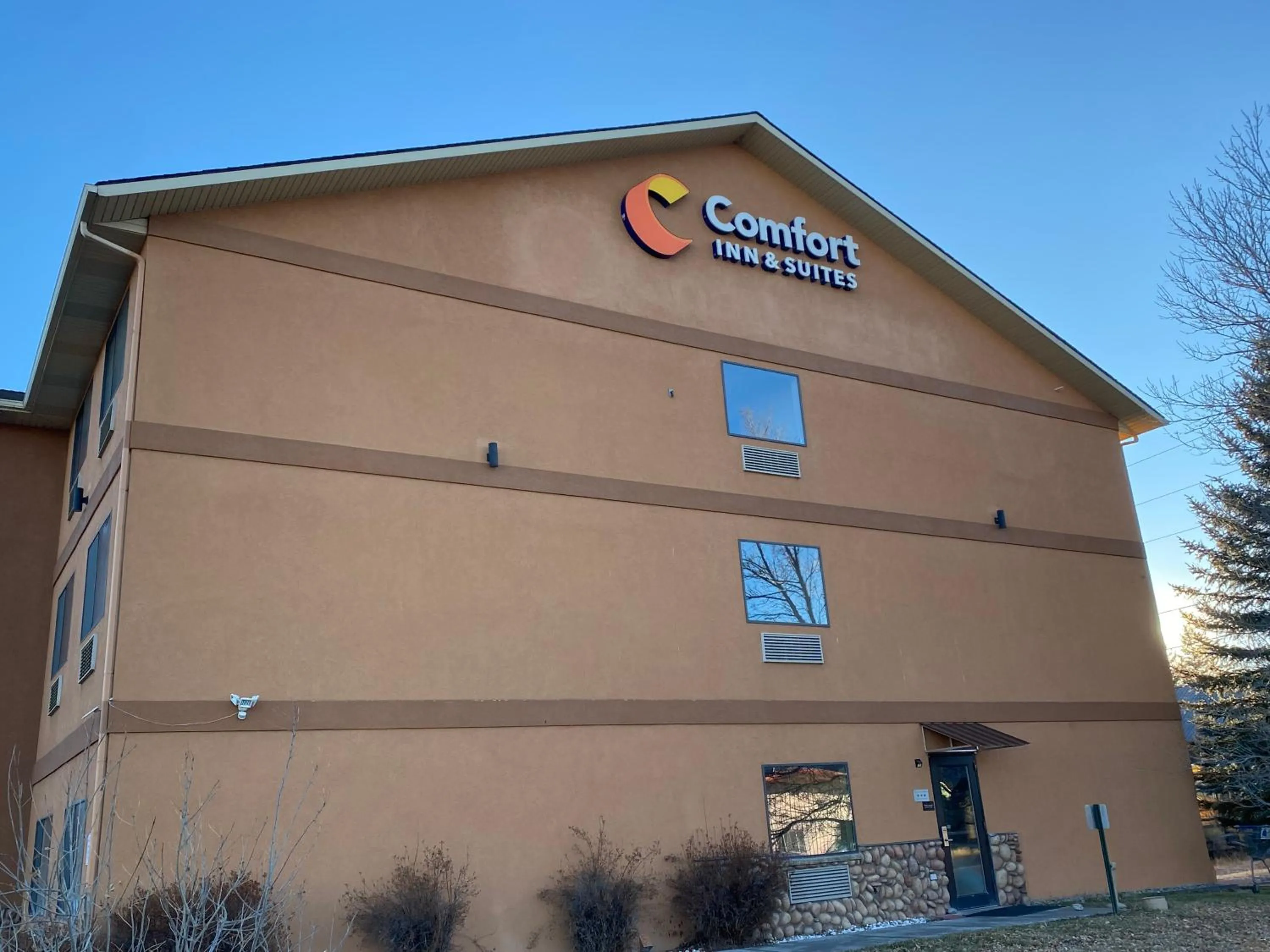 Property building in Comfort Inn & Suites Gunnison-Crested Butte