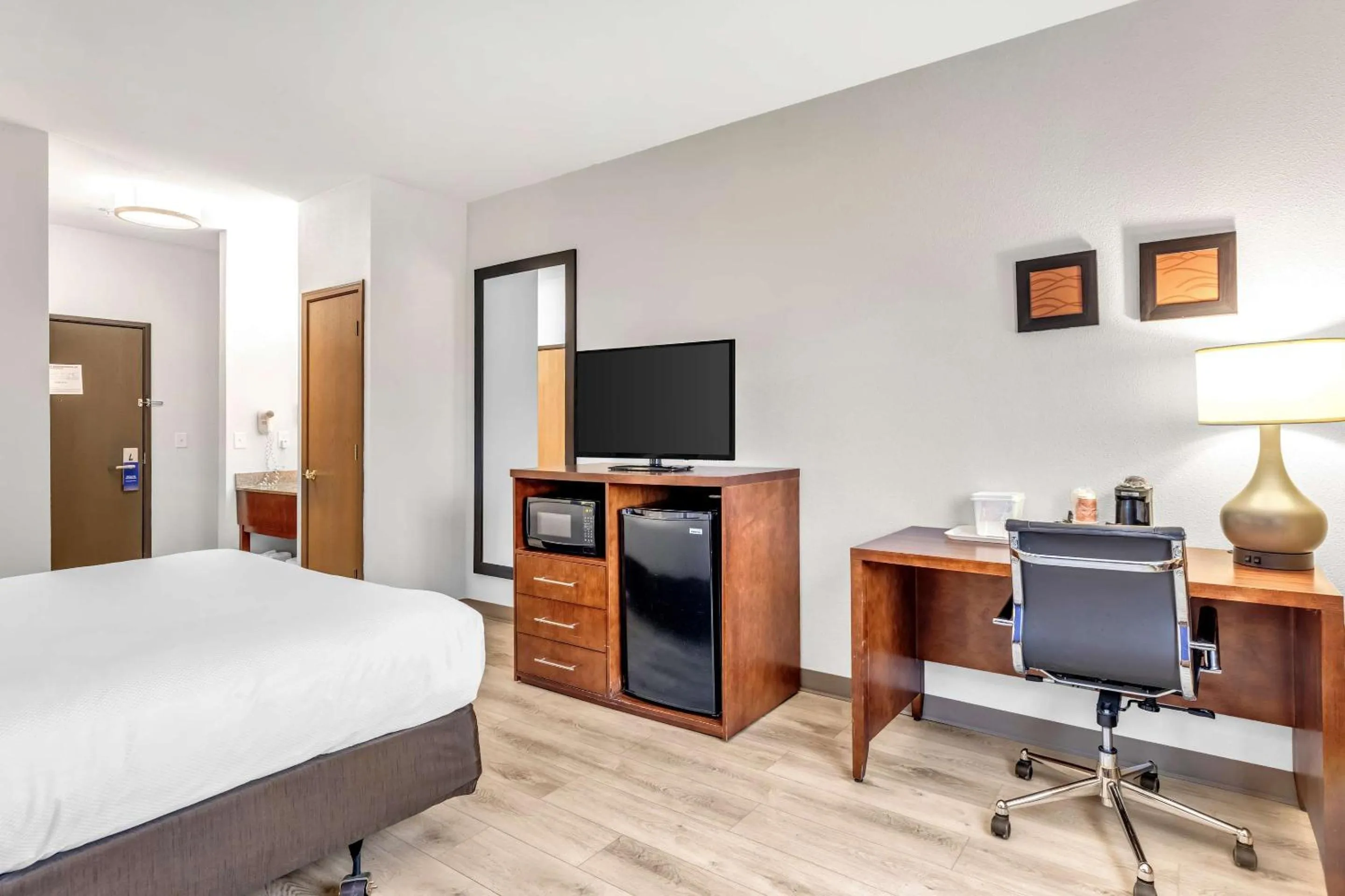 Bedroom, Bed in Comfort Inn Denver West Arvada Station