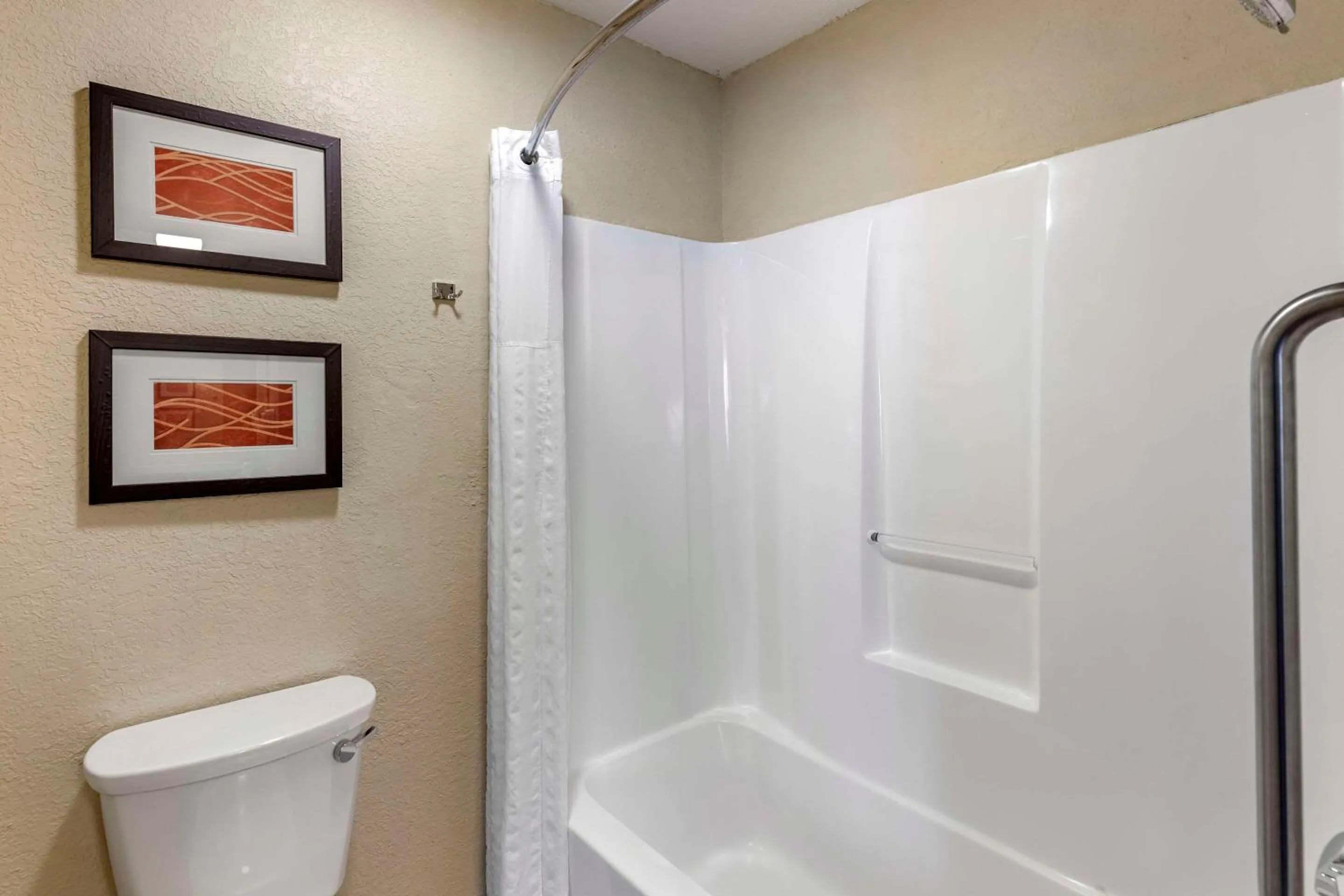 Bedroom in Comfort Inn Denver West Arvada Station