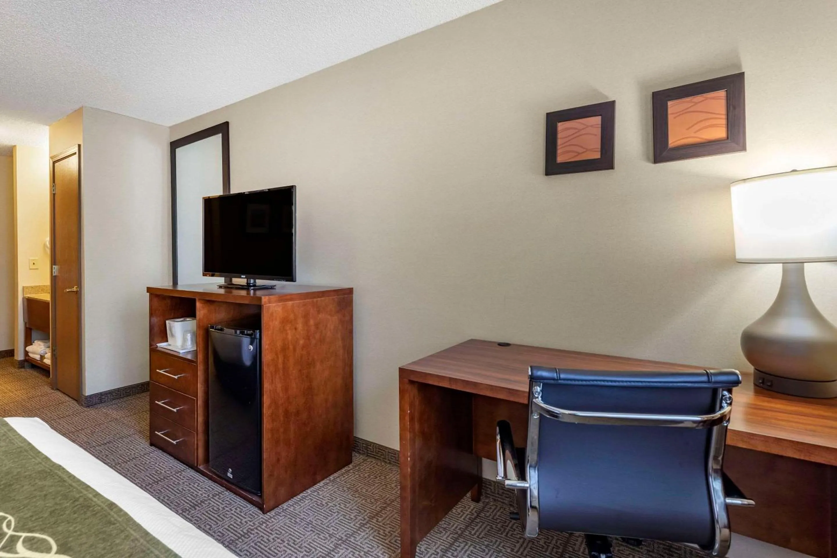 Bedroom in Comfort Inn Denver West Arvada Station