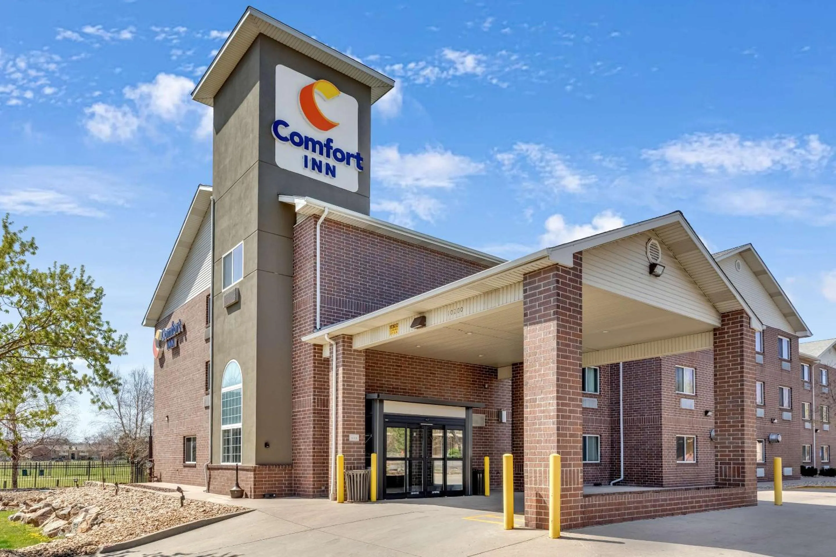 Property building in Comfort Inn Denver West Arvada Station
