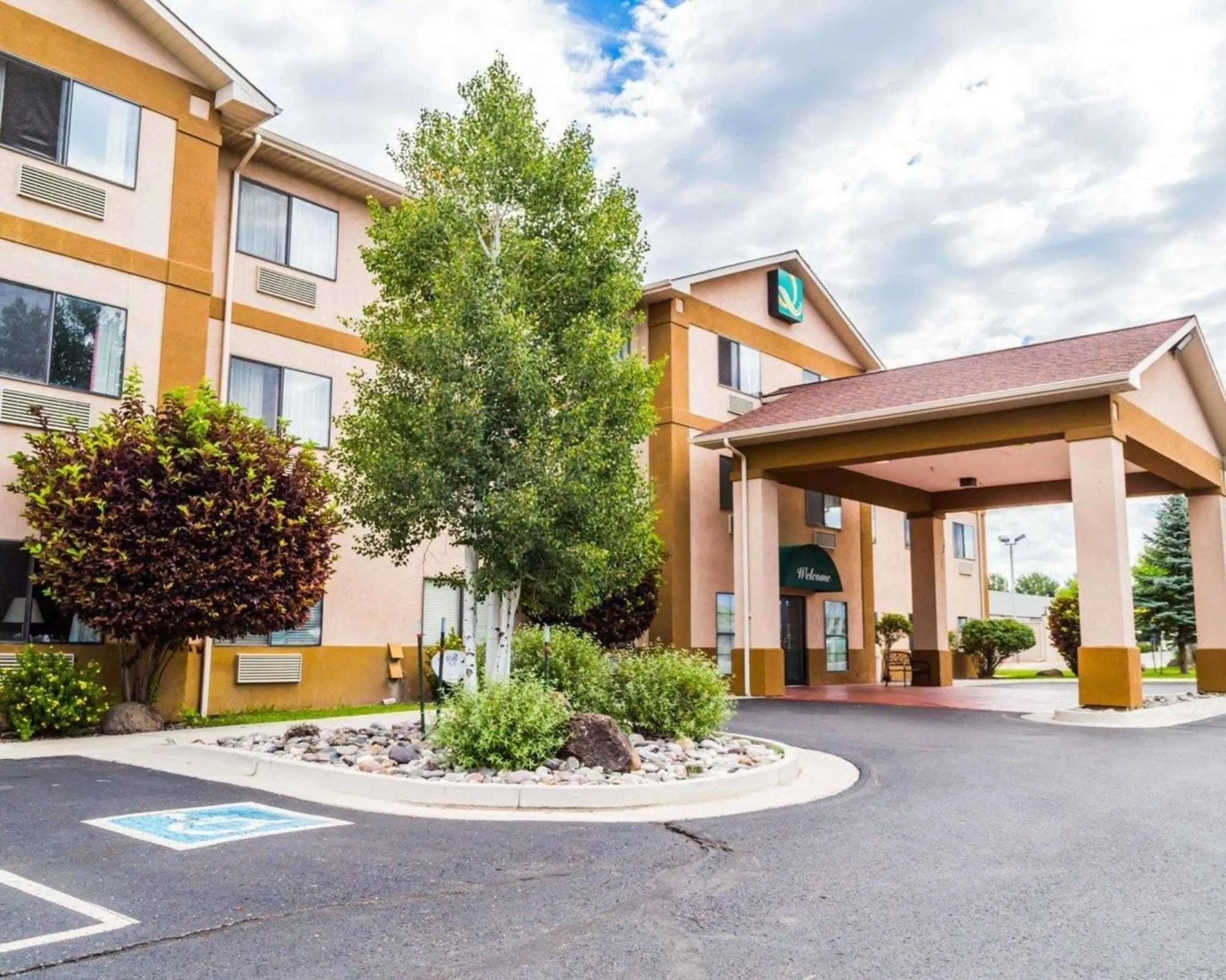 Property building in Quality Inn & Suites Montrose - Black Canyon Area