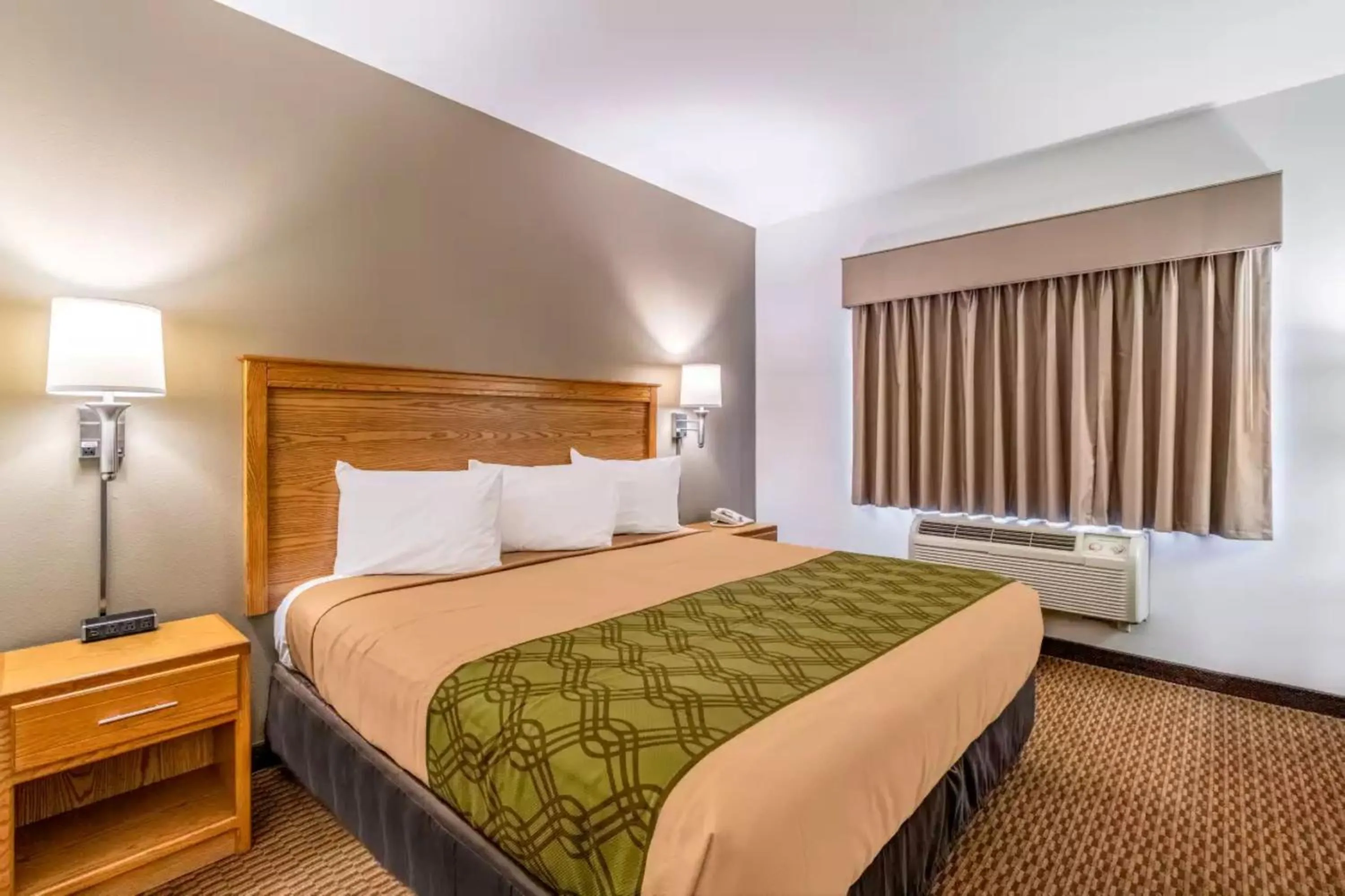Bed in Wingate by Wyndham New Castle - Glenwood Springs