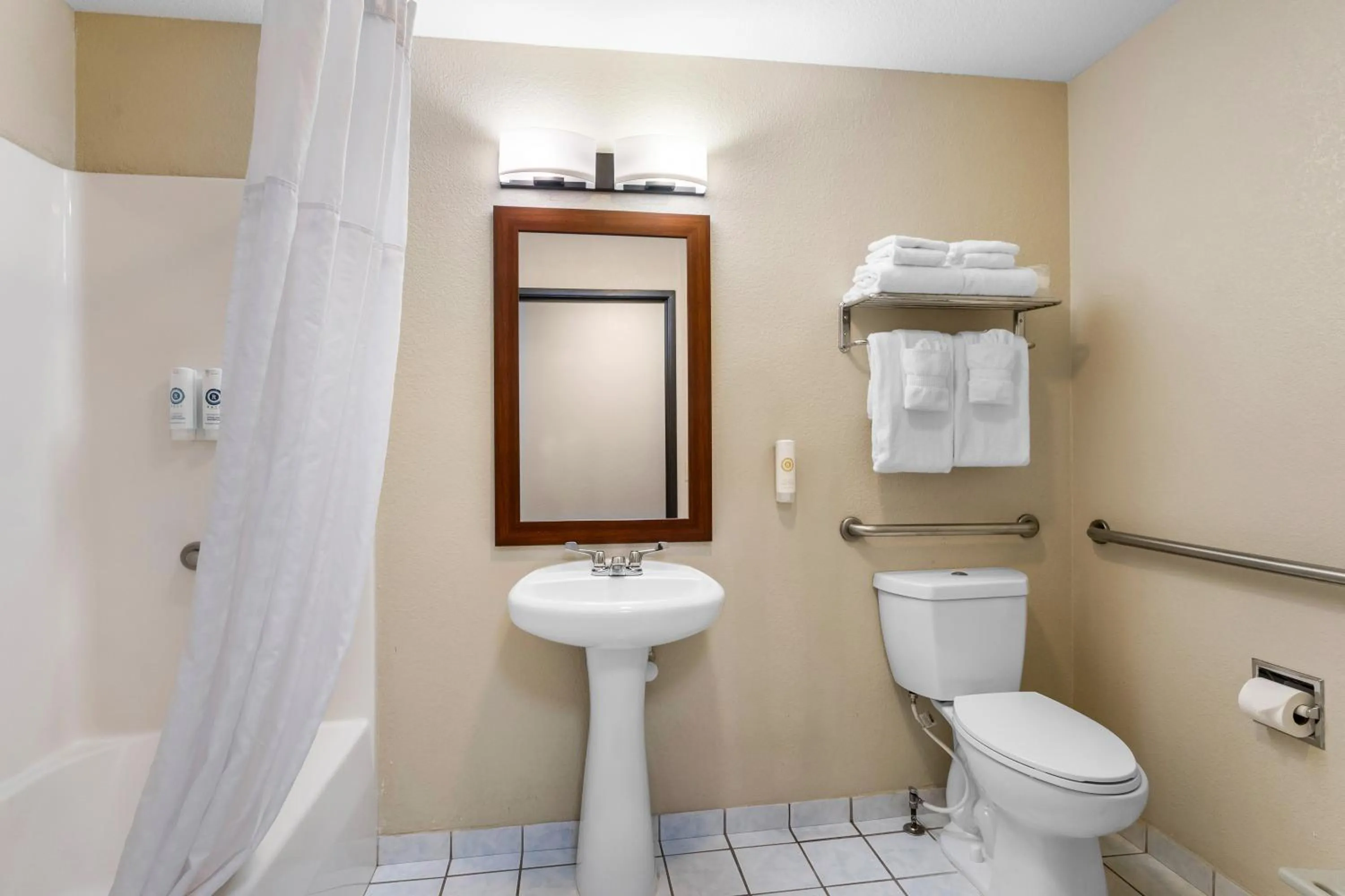 Bathroom in Comfort Inn & Suites Greeley