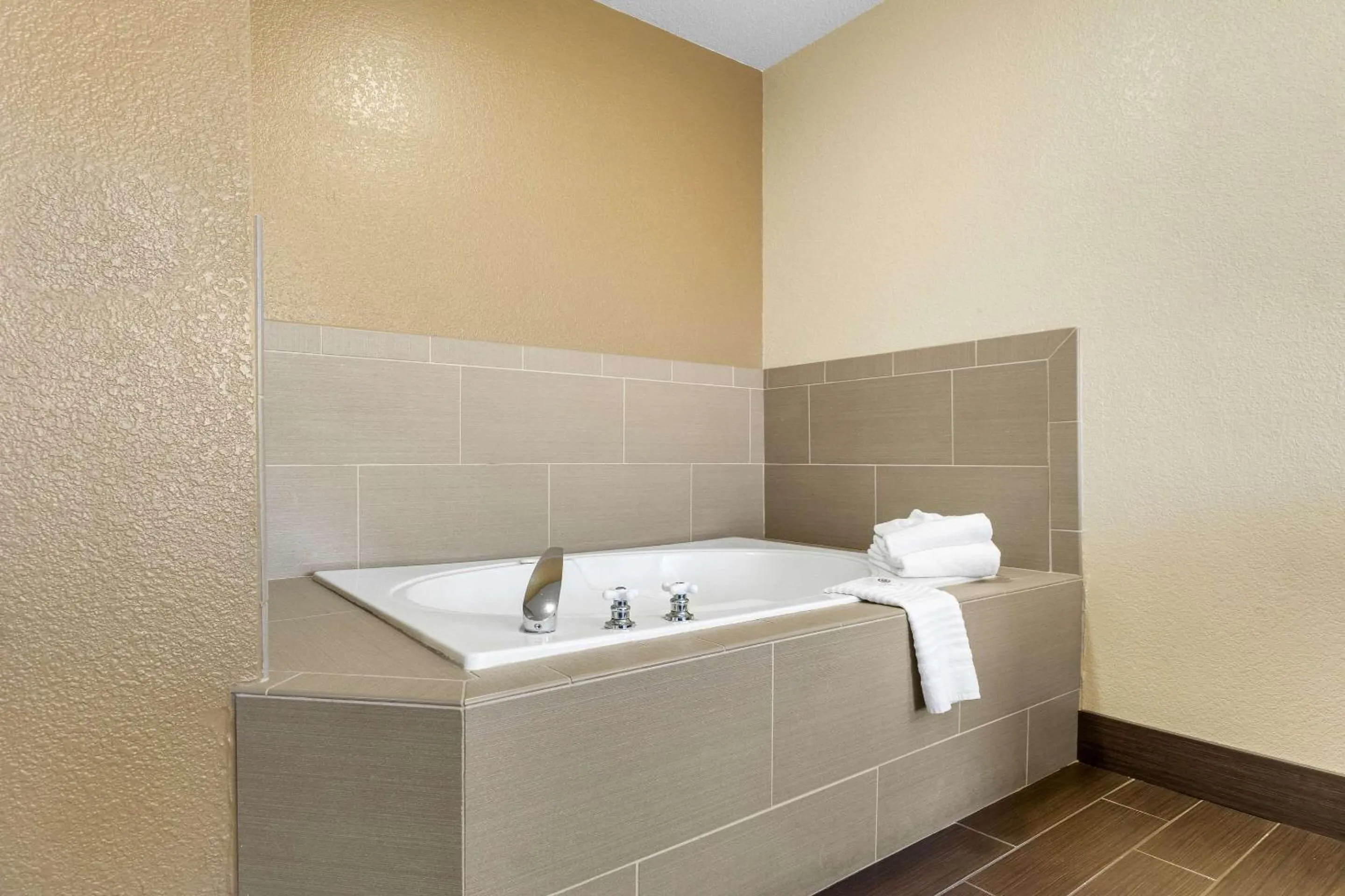 Bedroom in Comfort Inn & Suites Greeley