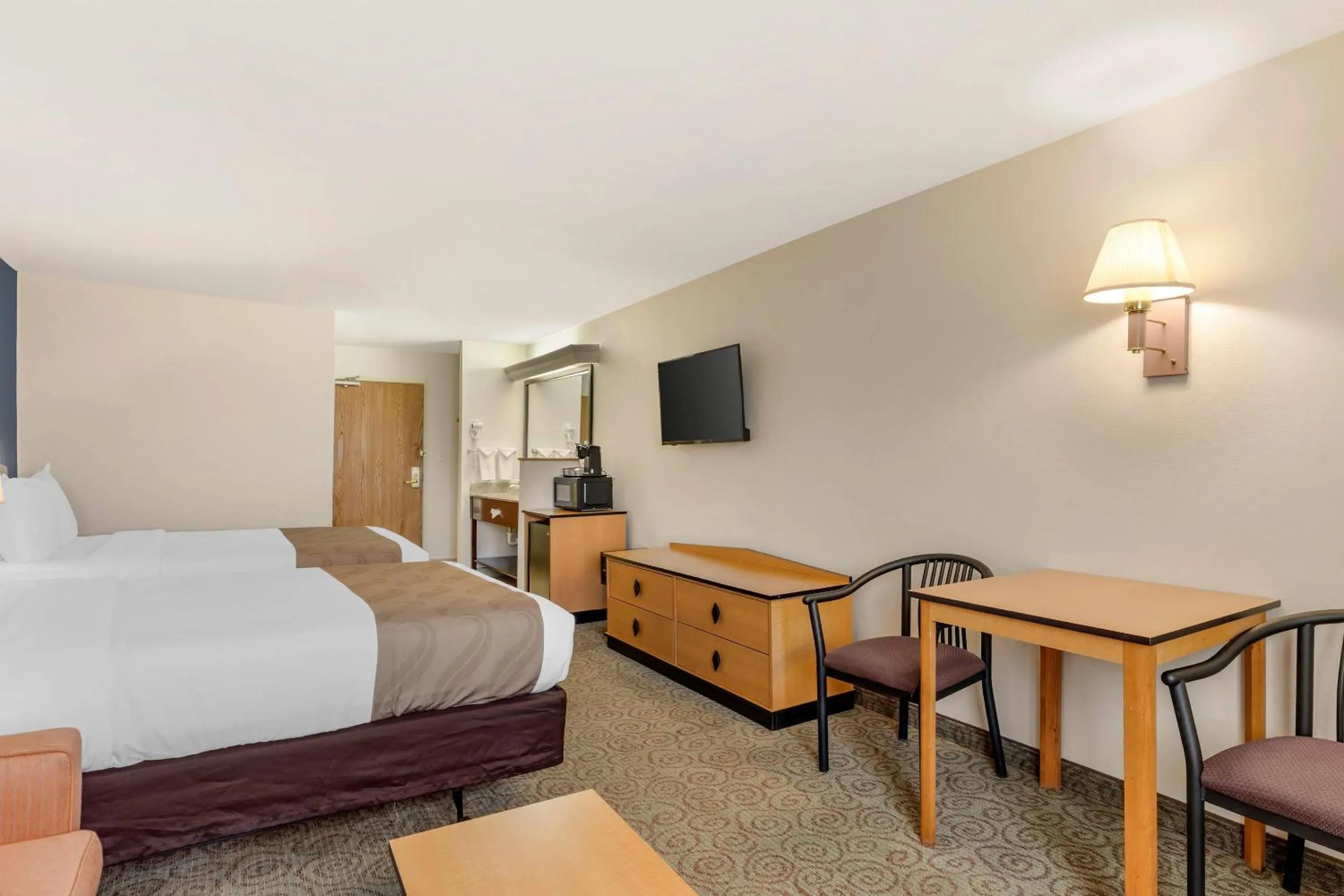 Bedroom, Bed in Quality Inn & Suites Denver Airport - Gateway Park