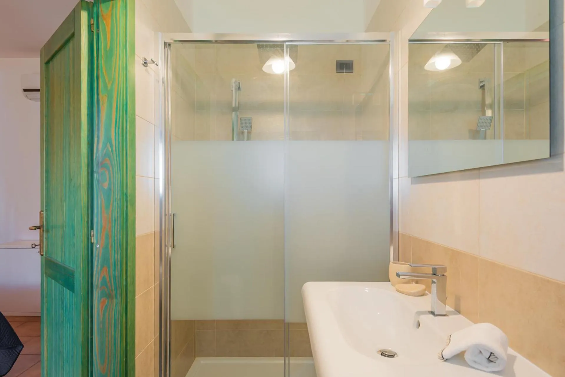 Shower in Residence I Mirti Bianchi