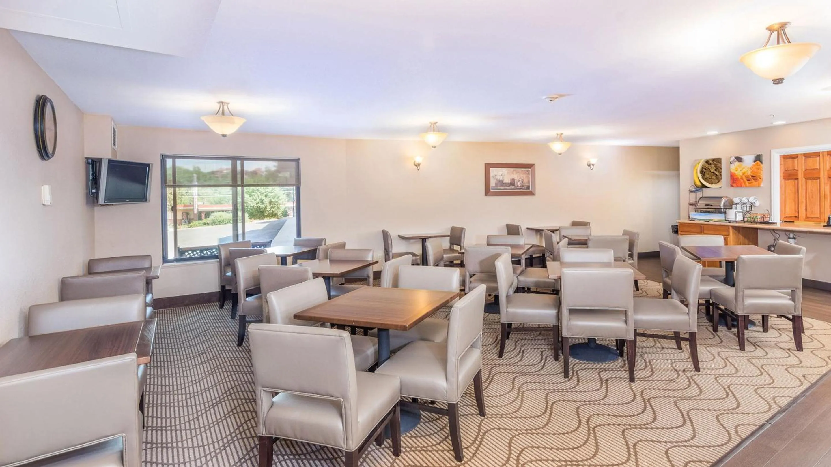 Area and facilities in Magnuson Grand Pikes Peak