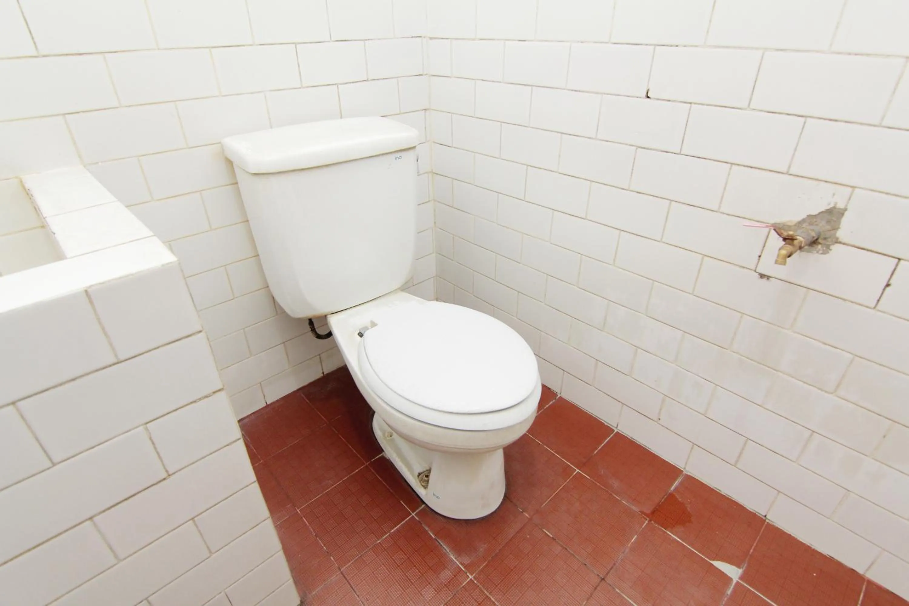 Toilet in Hotel Wijaya 2 Kaliurang