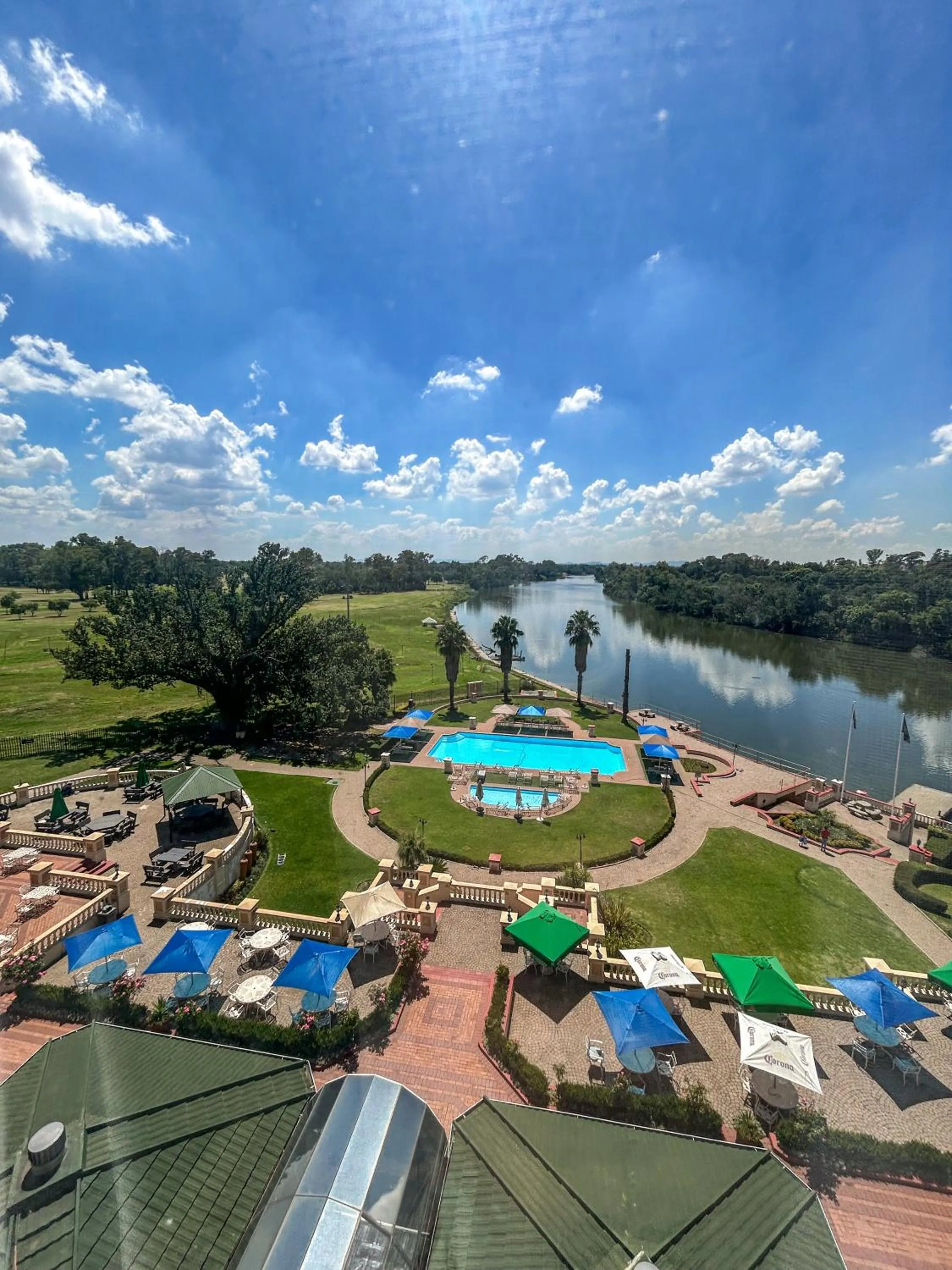 Pool view in Riviera on Vaal Resort