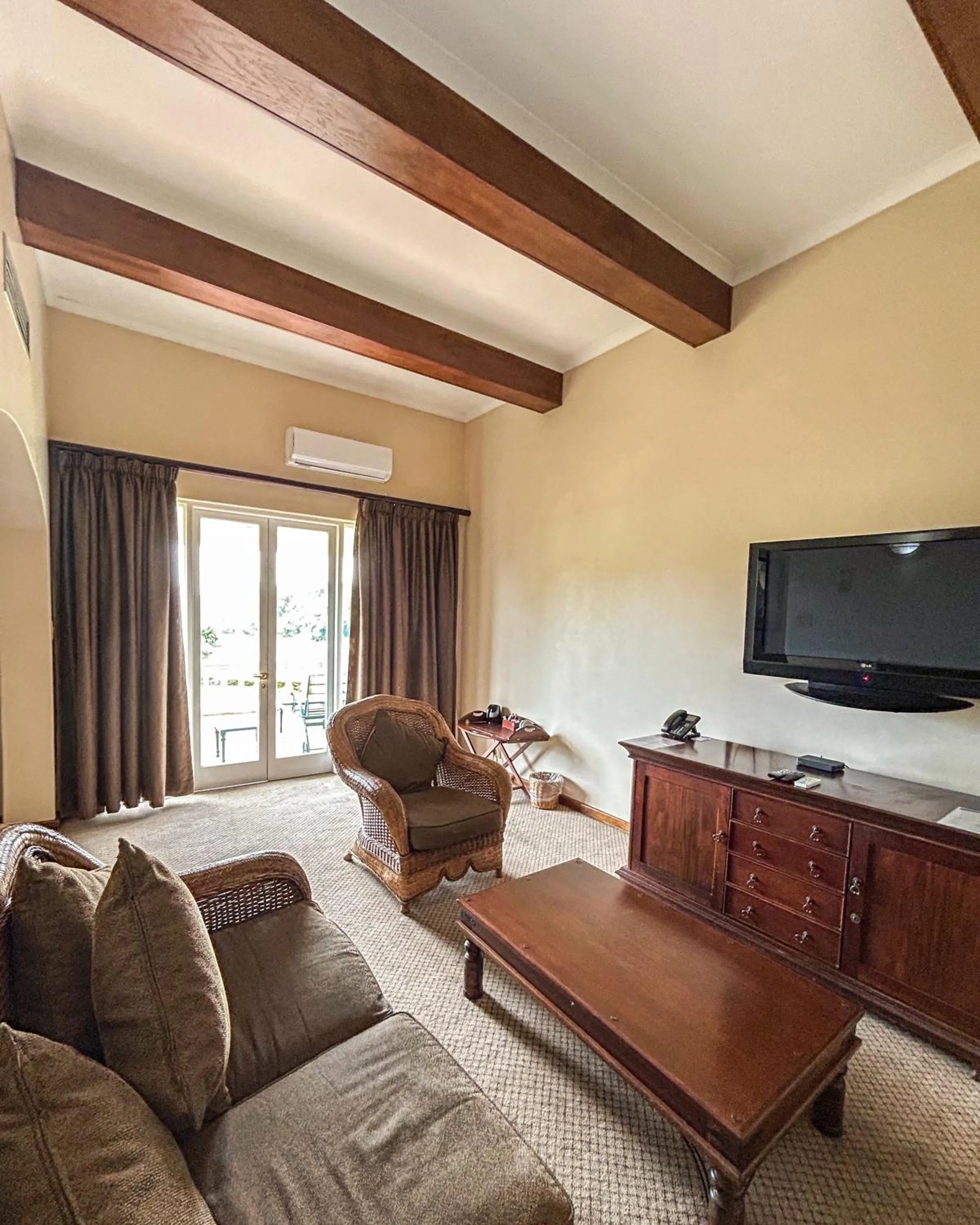 Living room in Riviera on Vaal Resort