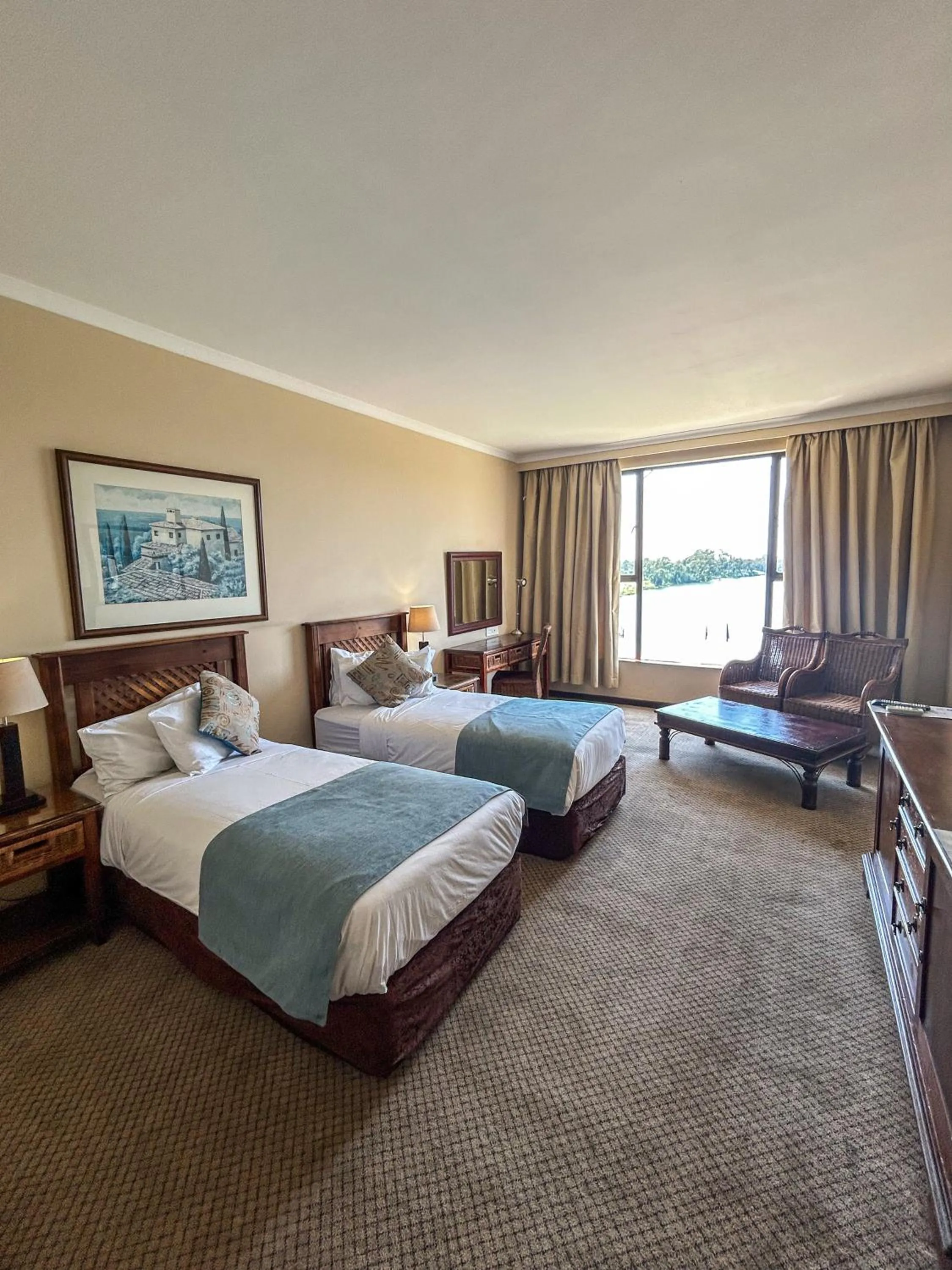Bedroom, Bed in Riviera on Vaal Resort