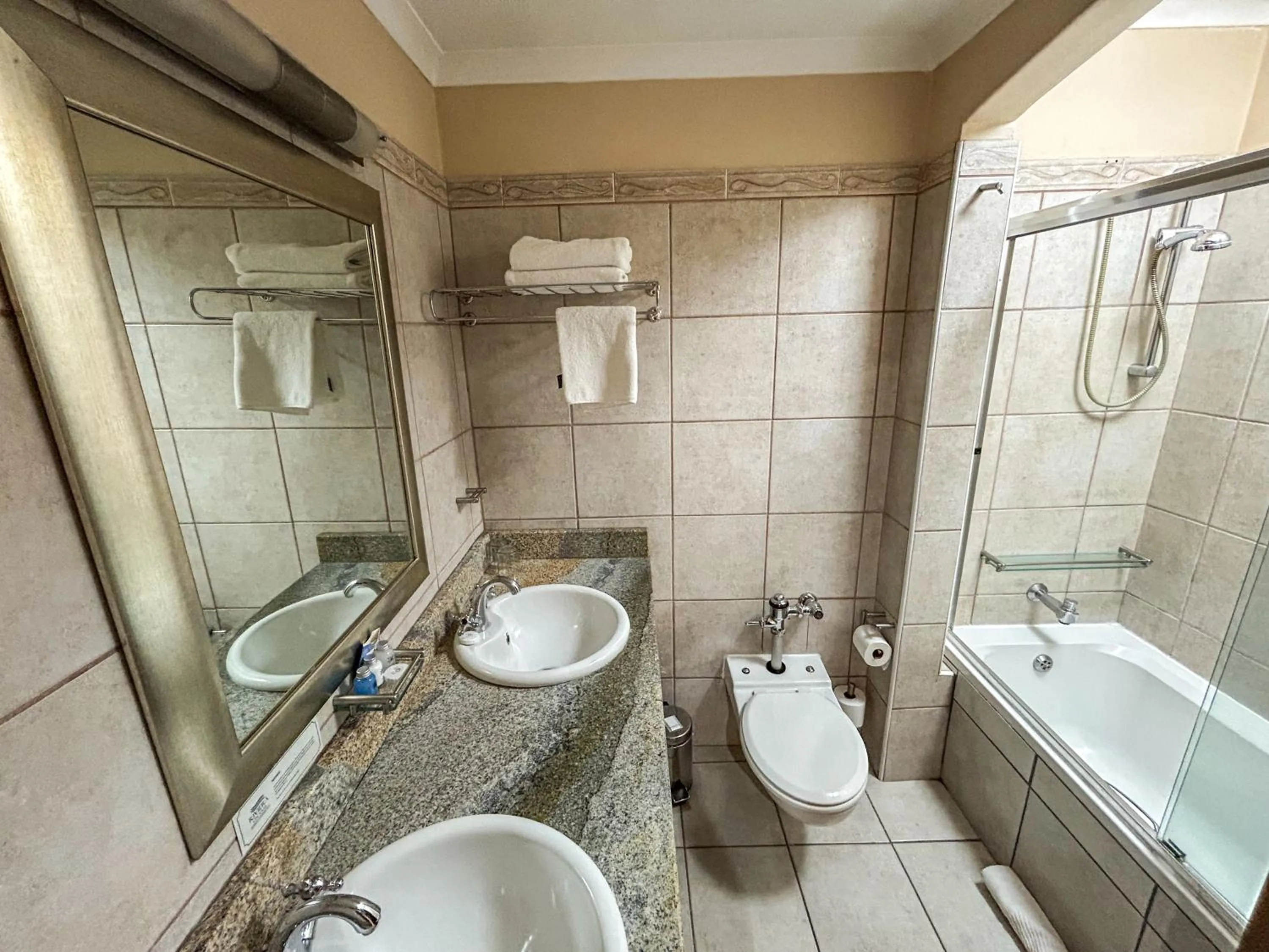 Bathroom in Riviera on Vaal Resort