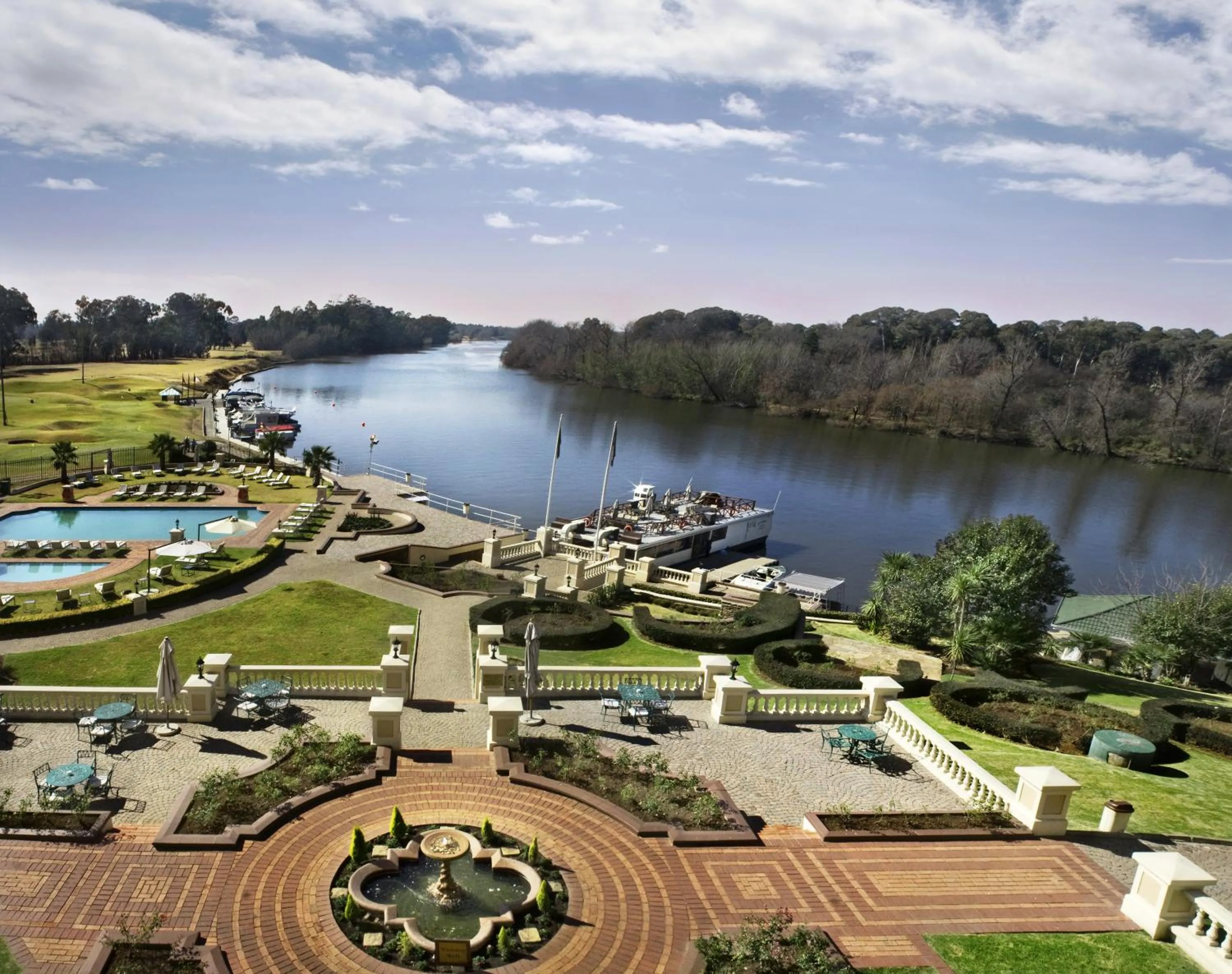 Bird's eye view in Riviera on Vaal Resort