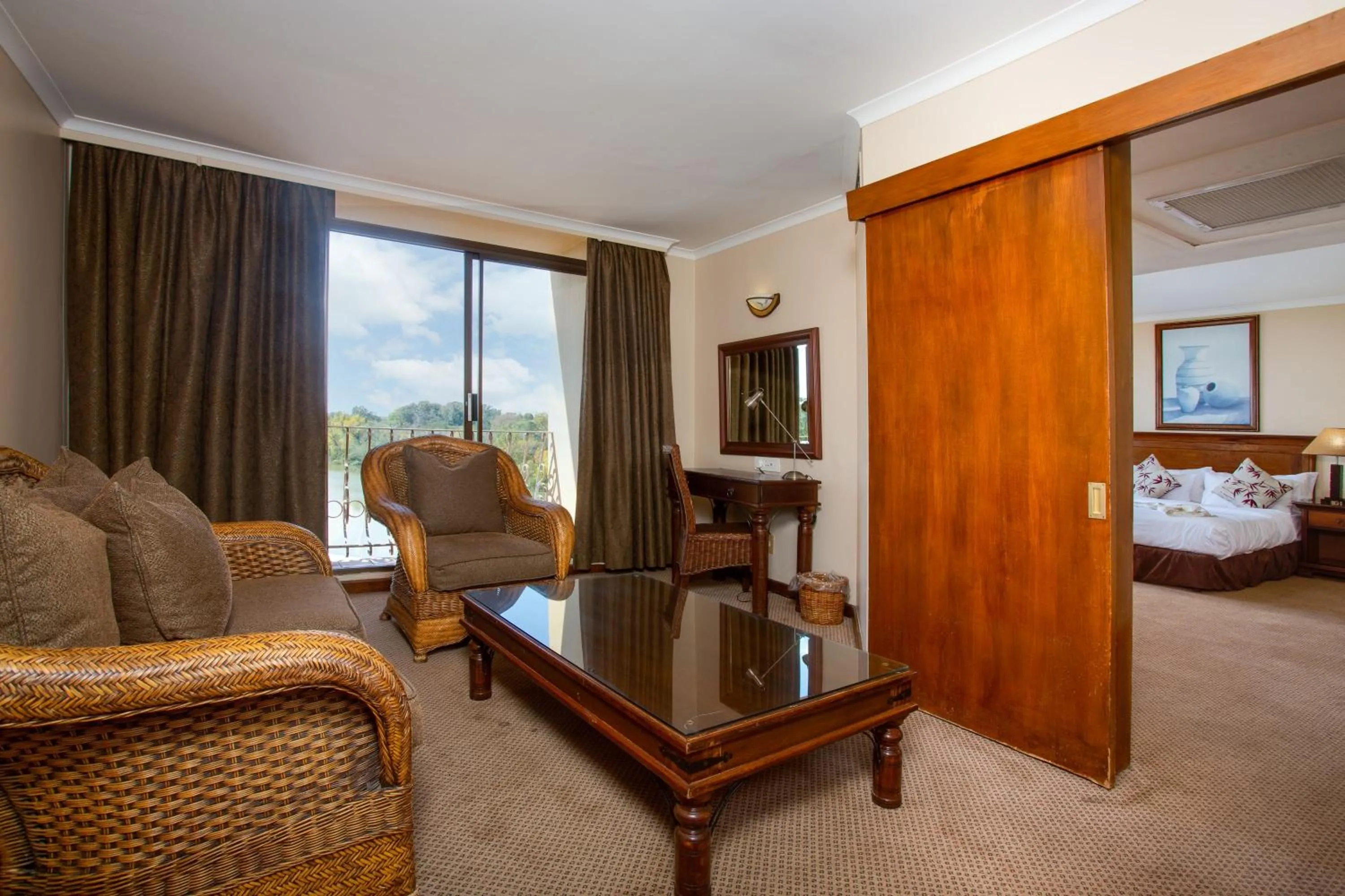 Seating area, Bed in Riviera on Vaal Resort