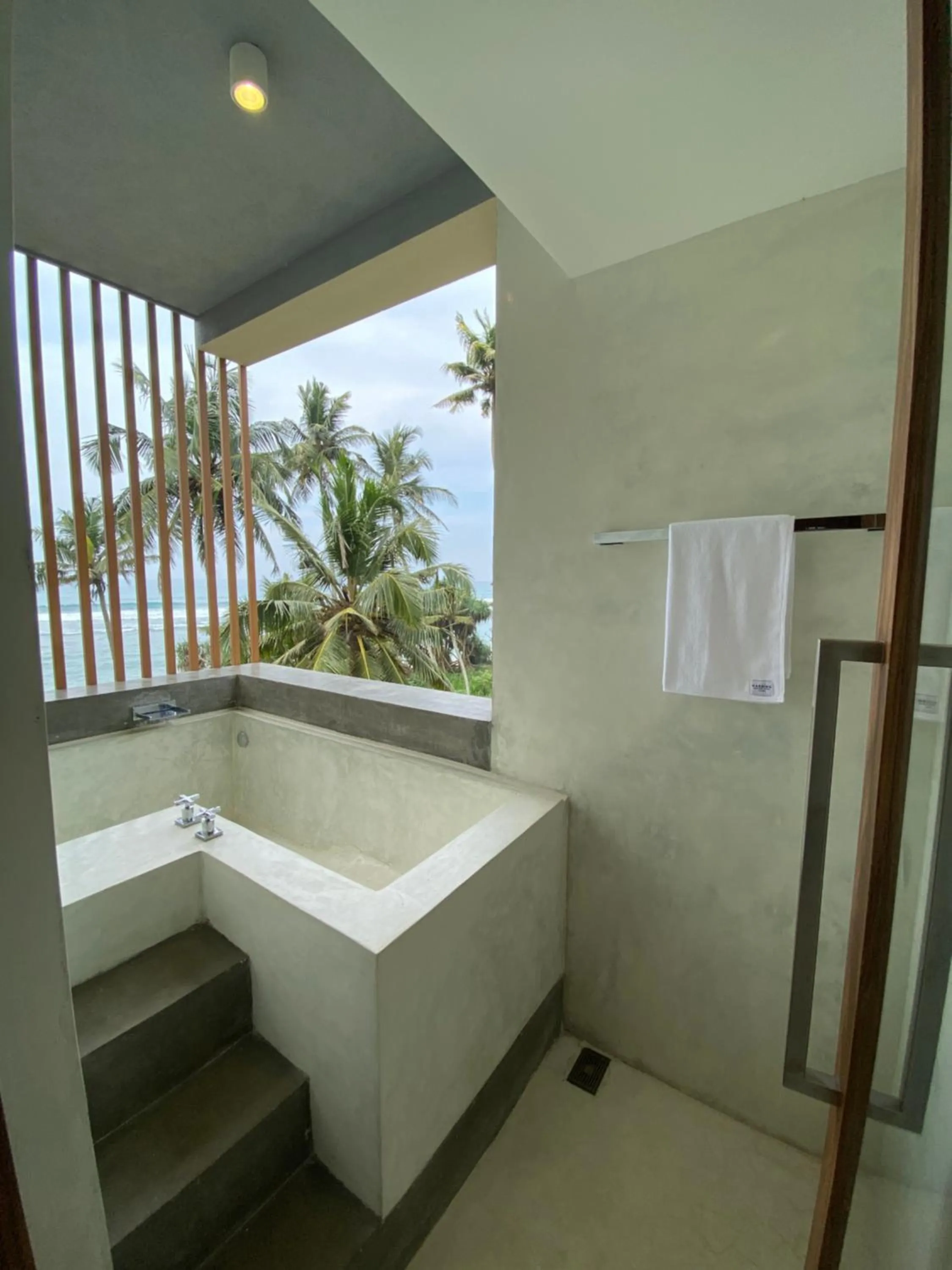 Bath in Harding Boutique Hotel