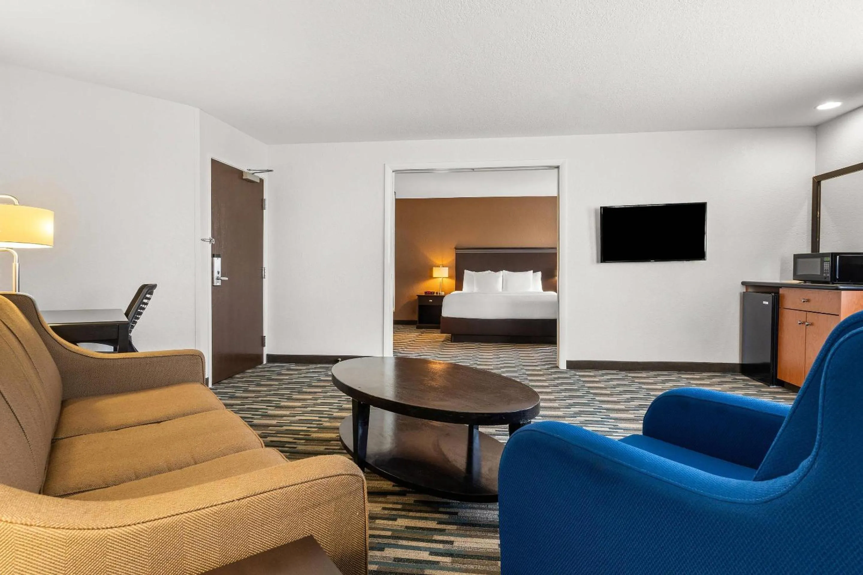 Bedroom in Quality Inn & Suites Denver International Airport