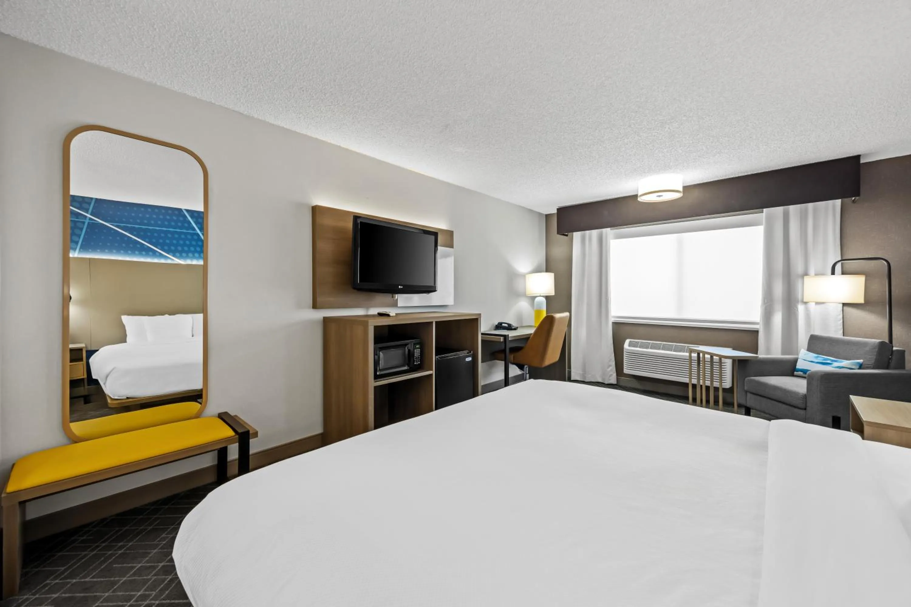 Bed in Comfort Inn Grand Junction I-70