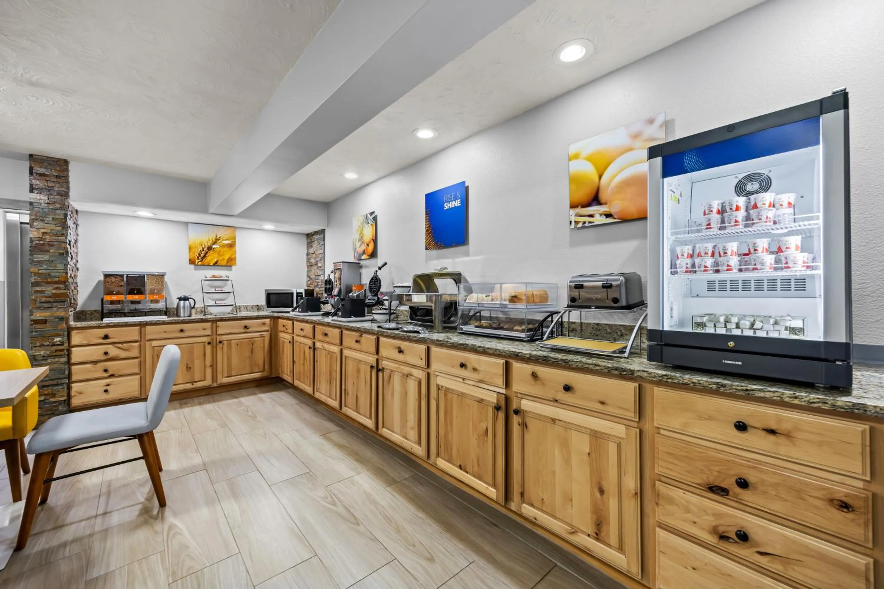 Breakfast in Comfort Inn Grand Junction I-70