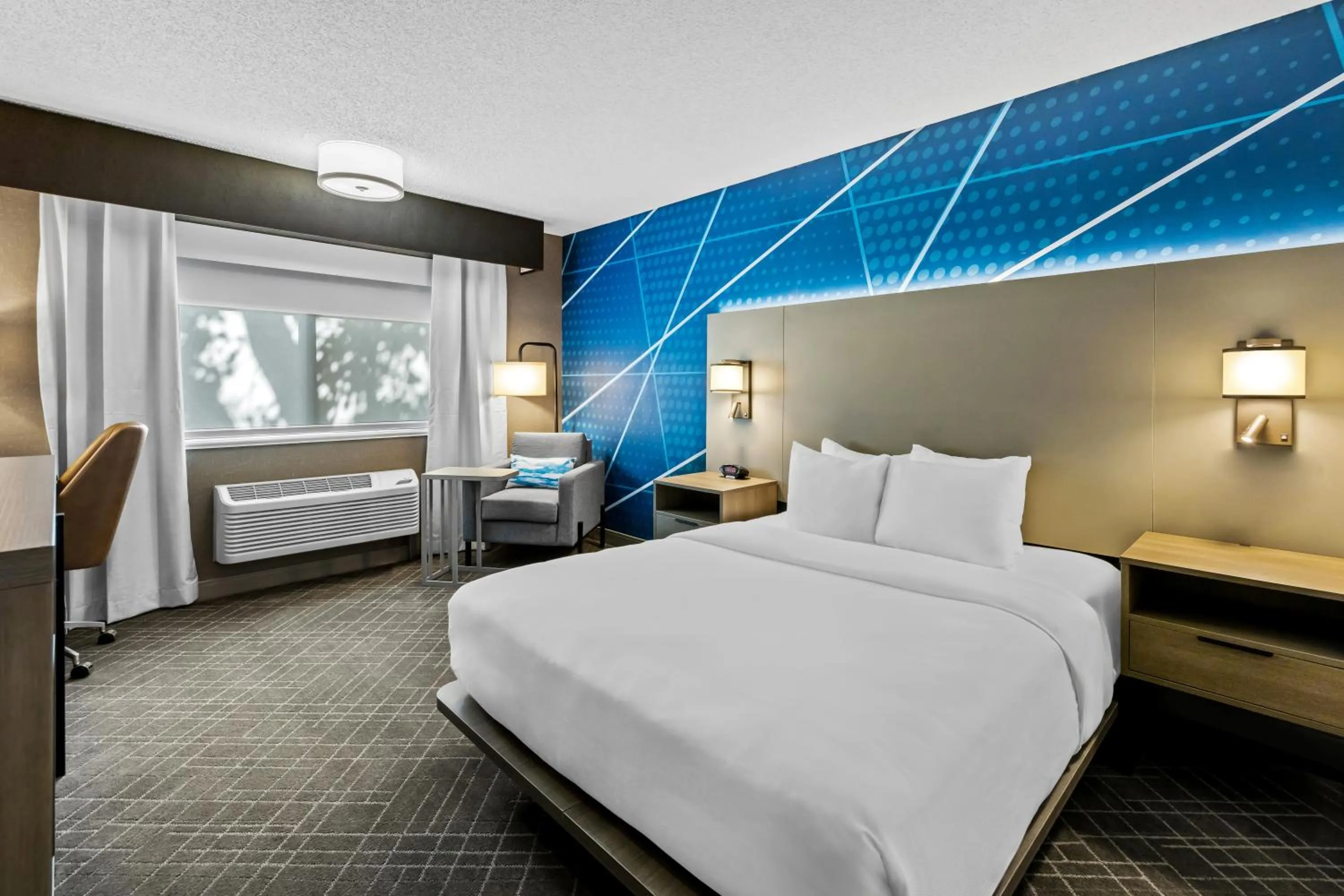 Bed in Comfort Inn Grand Junction I-70