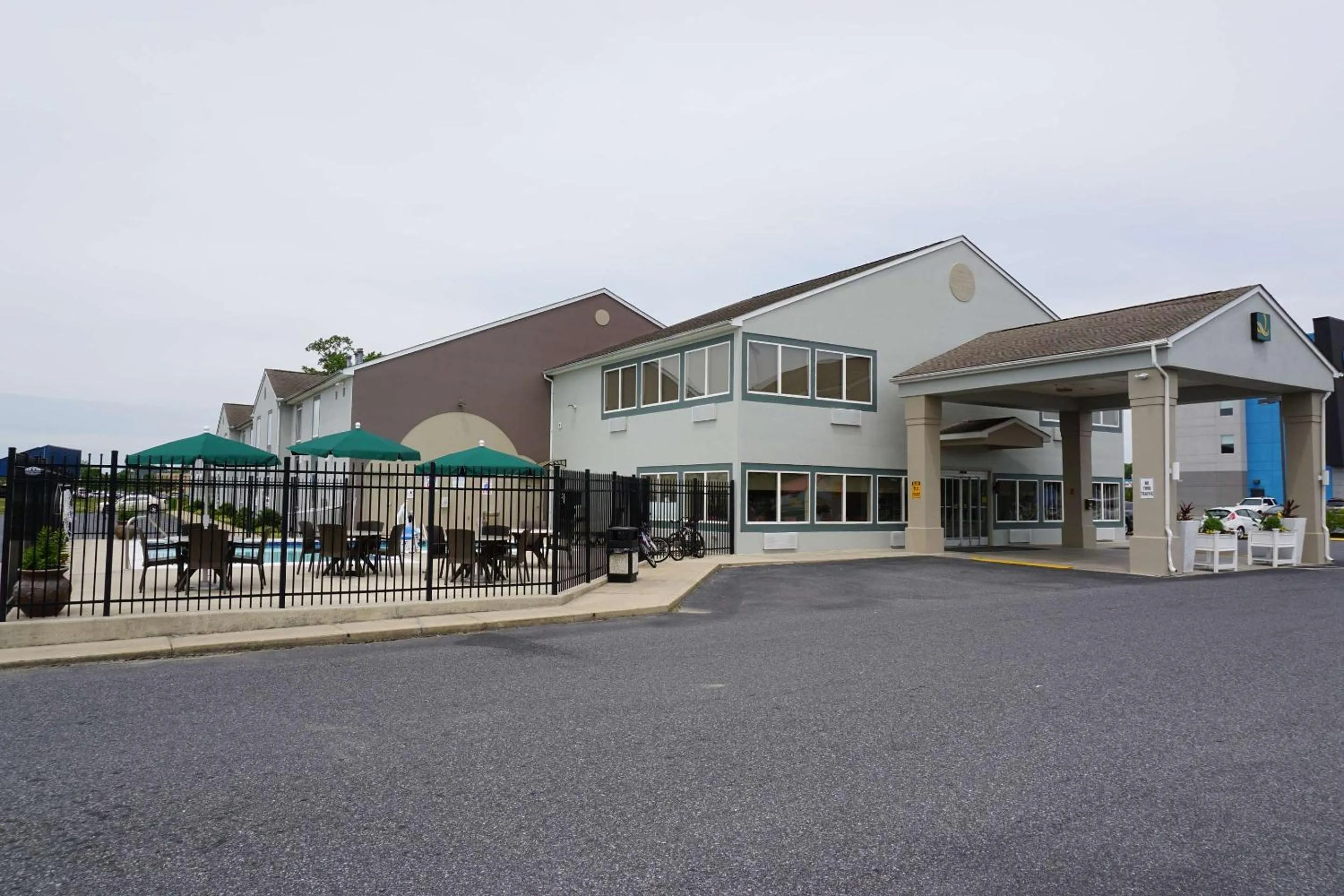 Property building in Quality Inn & Suites Georgetown - Seaford
