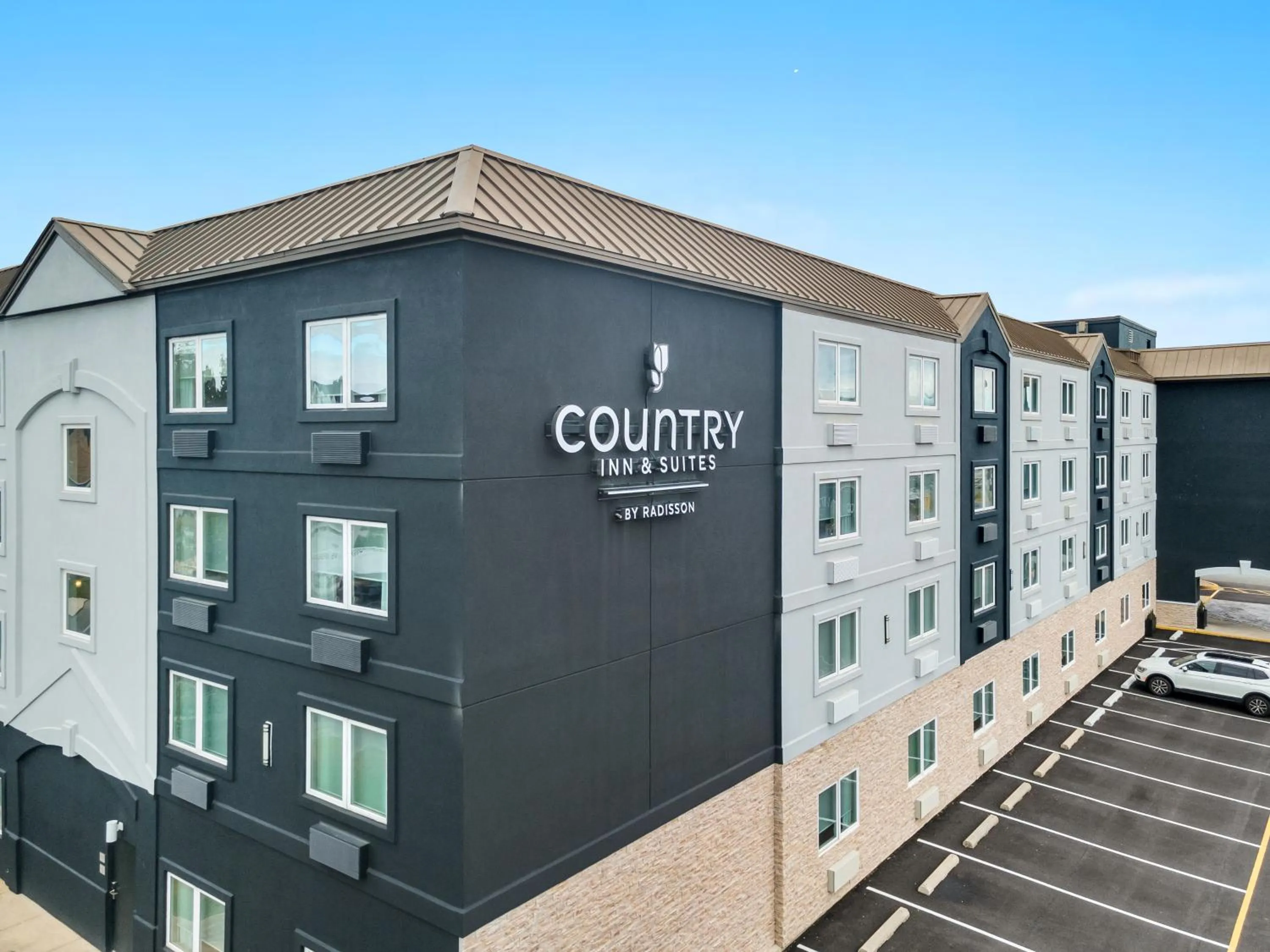 Property building in Country Inn & Suites by Radisson Rehoboth Beach - Dewey