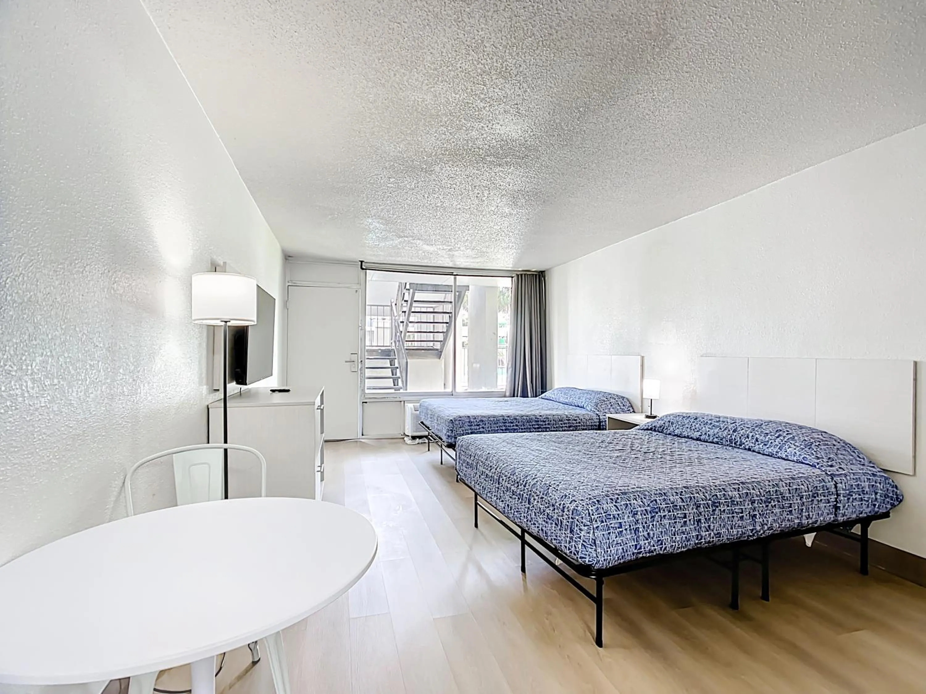 Bed in Stayable Lakeland