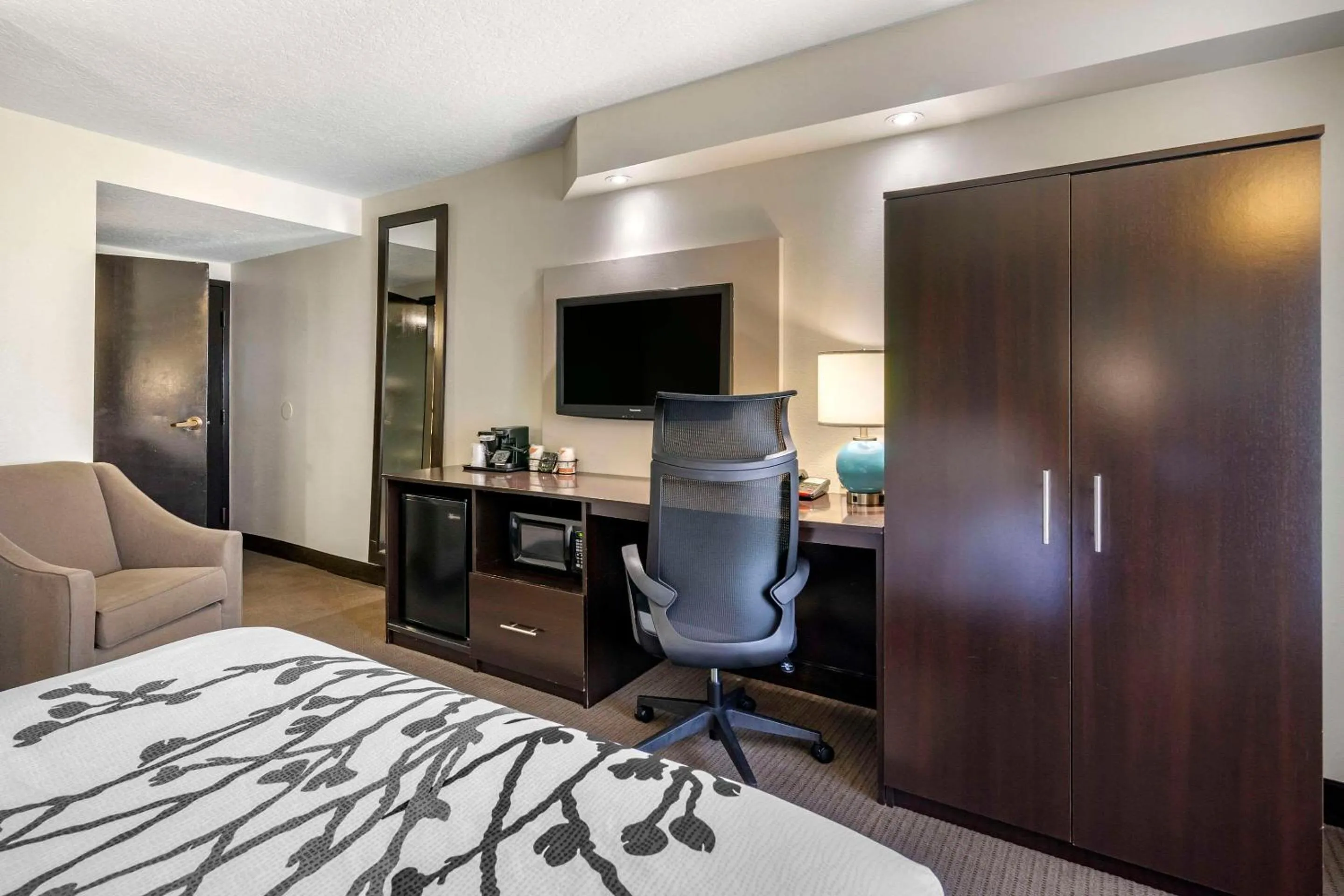 Bedroom, Bed in Sleep Inn Clearwater-St Petersburg