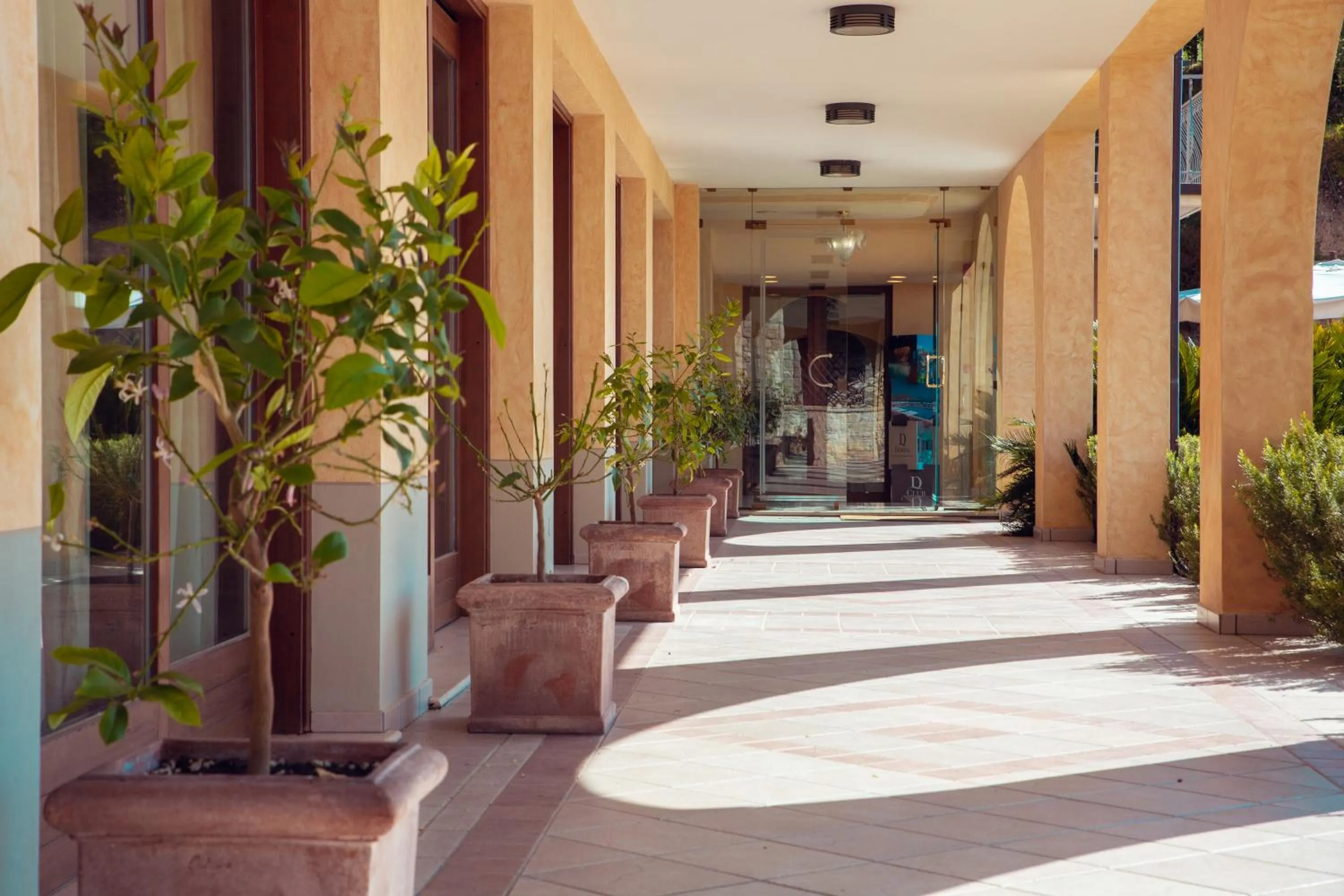 Facade/entrance in Domina Borgo degli Ulivi - Garda Lake