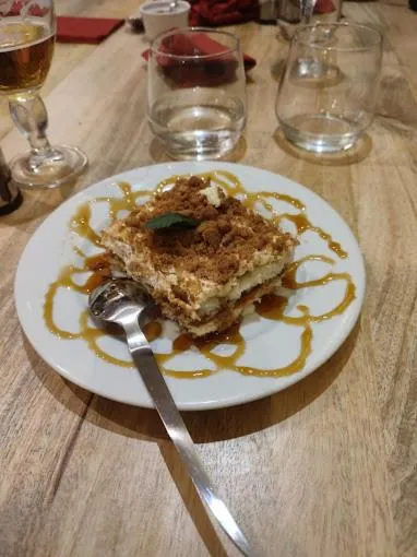 Restaurant/places to eat in Cap Hôtel