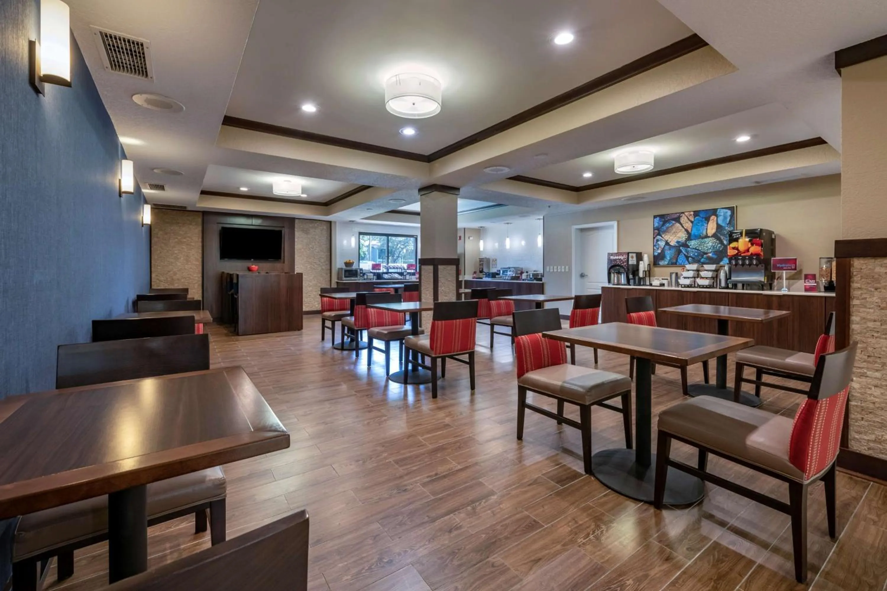 Breakfast in Best Western Plus Orlando East - UCF Area
