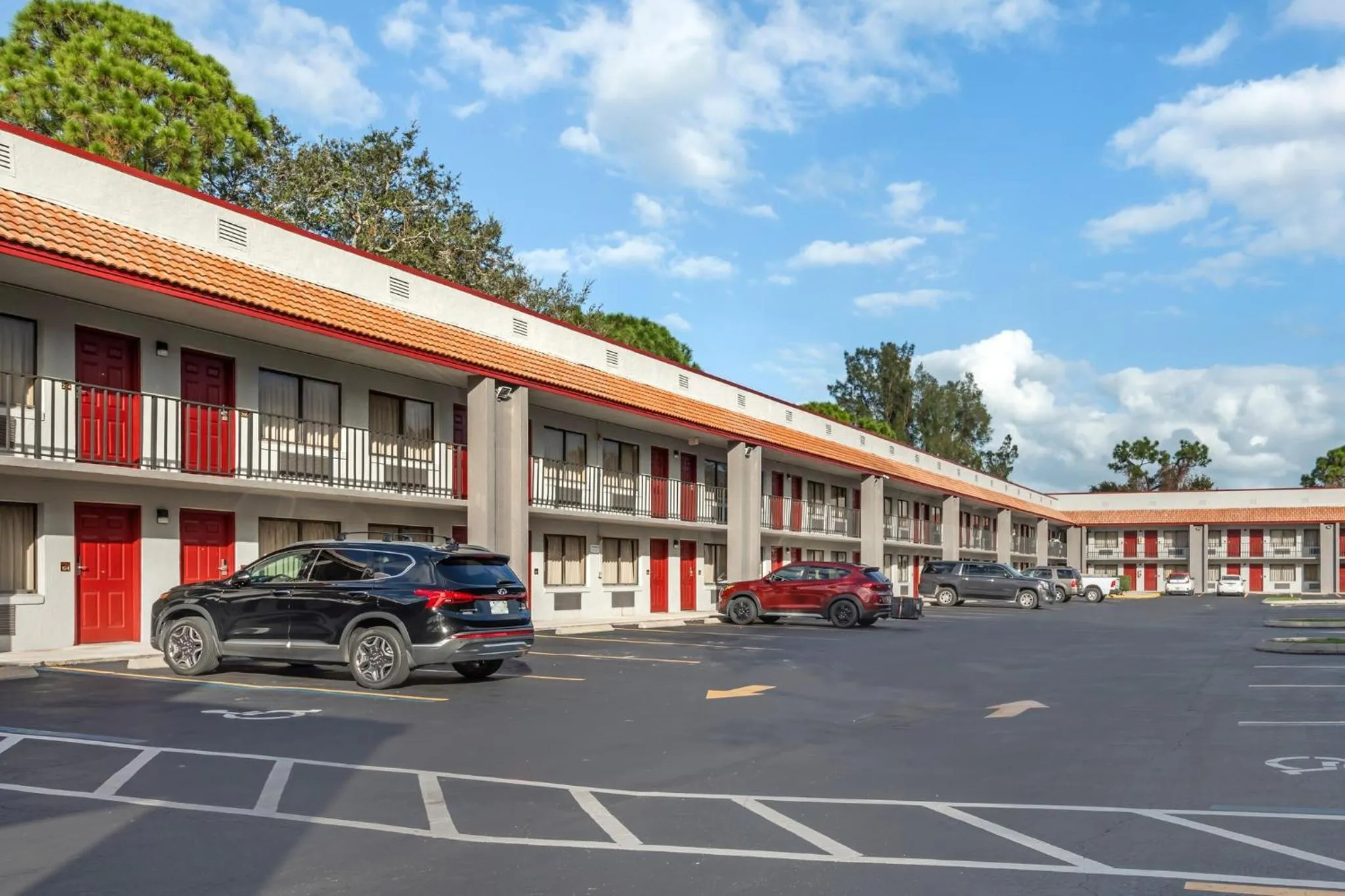 Property building in Red Roof Inn Ft Pierce