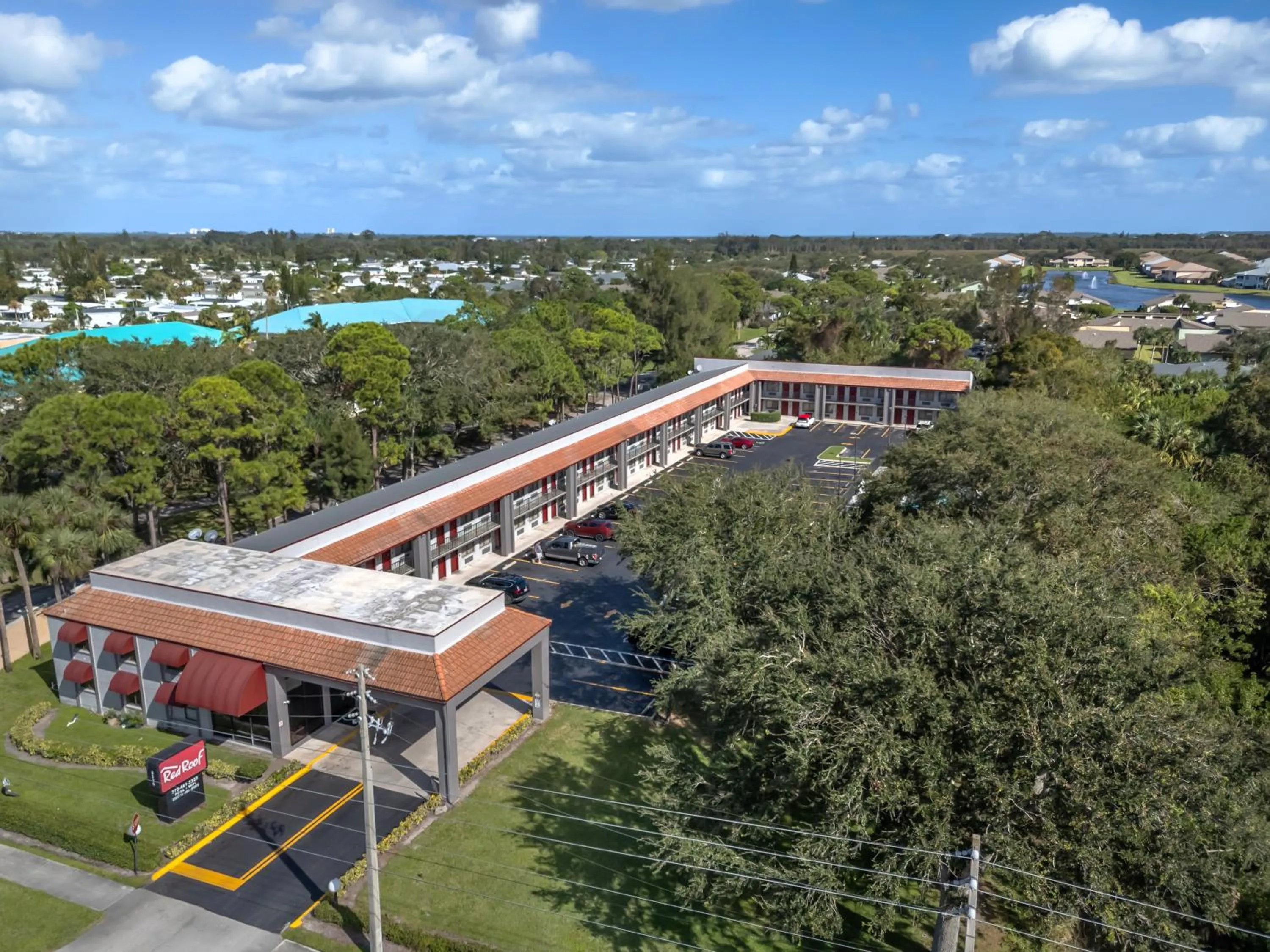 Property building in Red Roof Inn Ft Pierce
