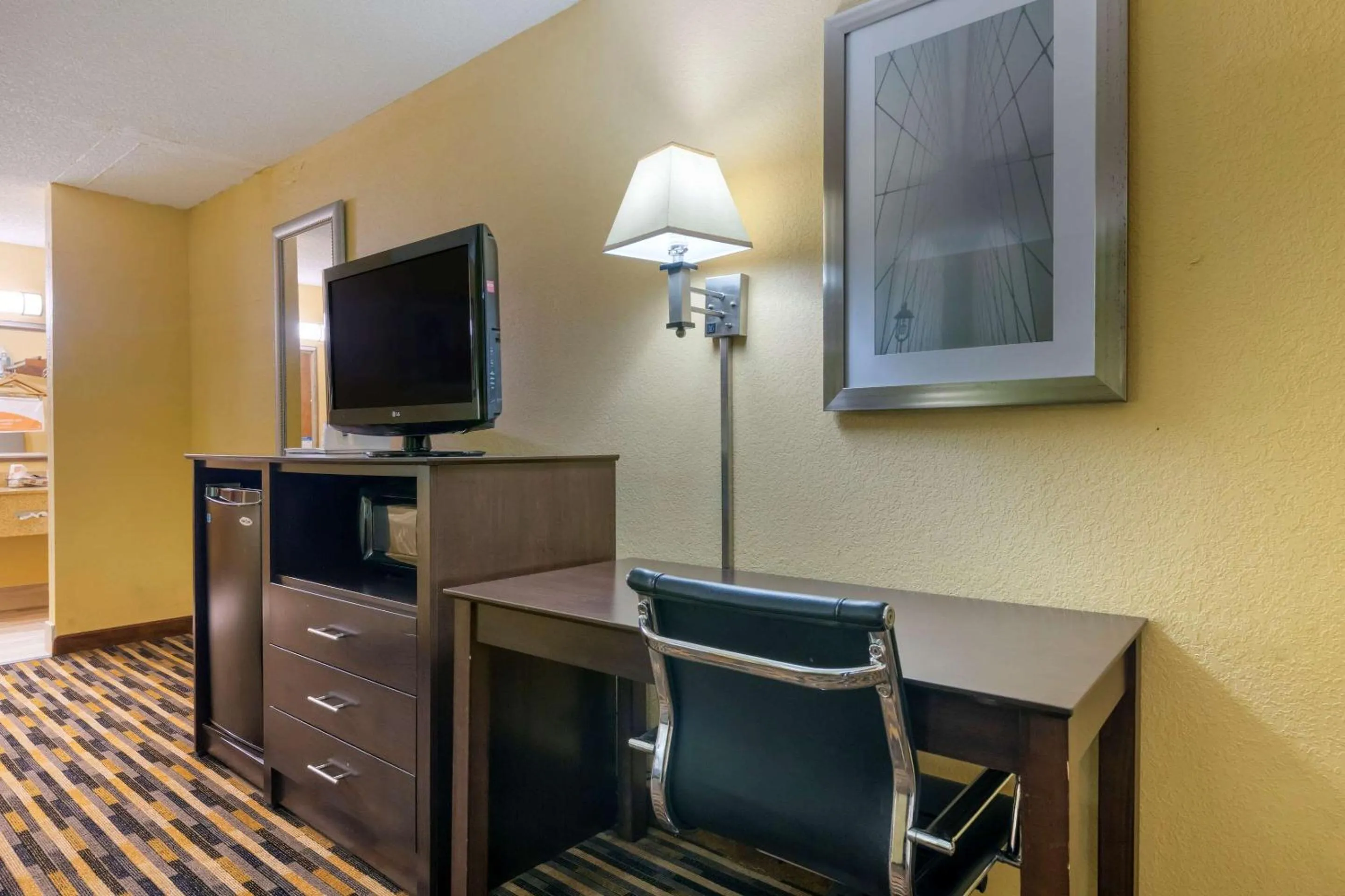 Photo of the whole room in Quality Inn & Suites Mt Dora North