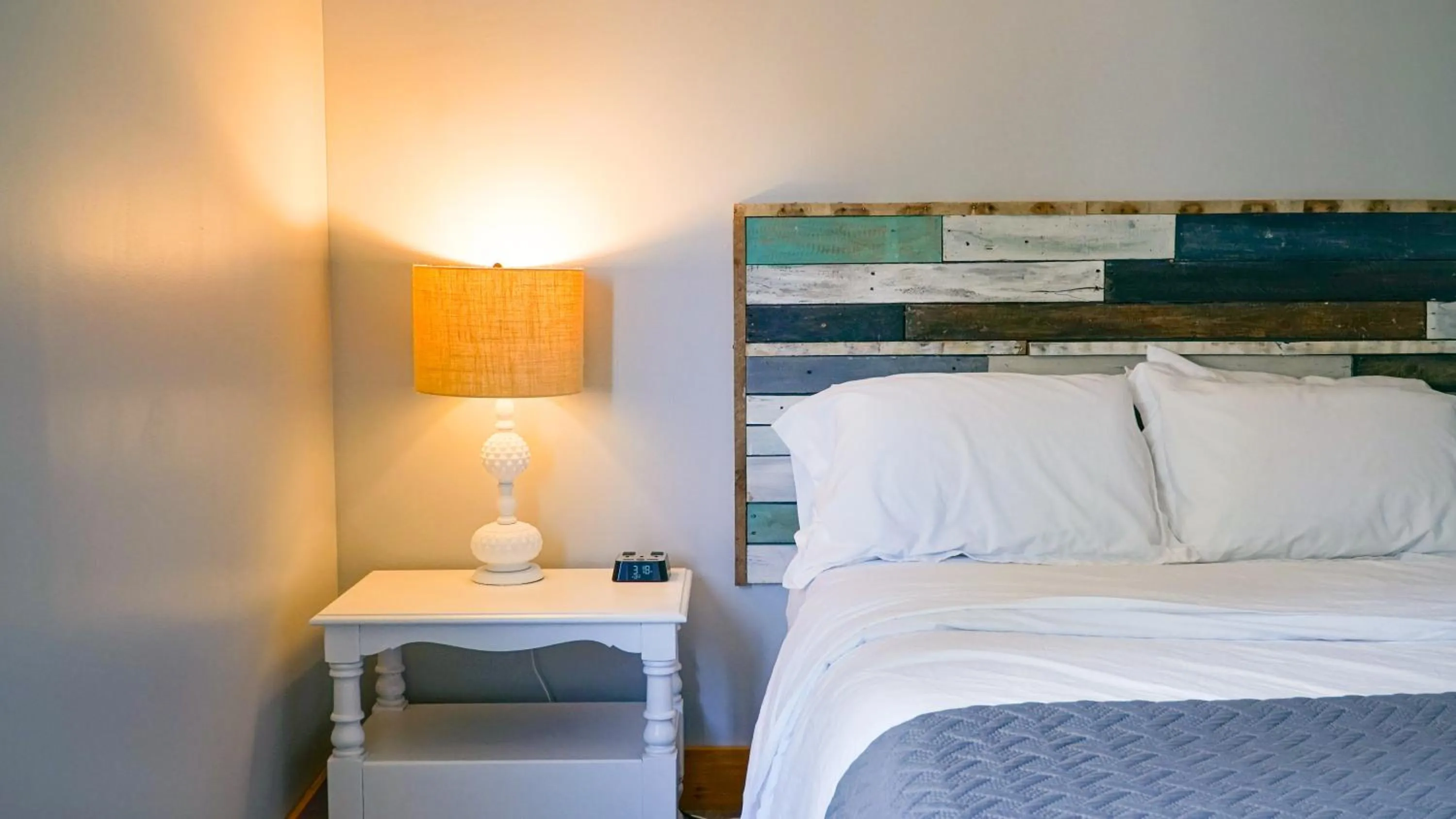 Bed in Alexander's Landing