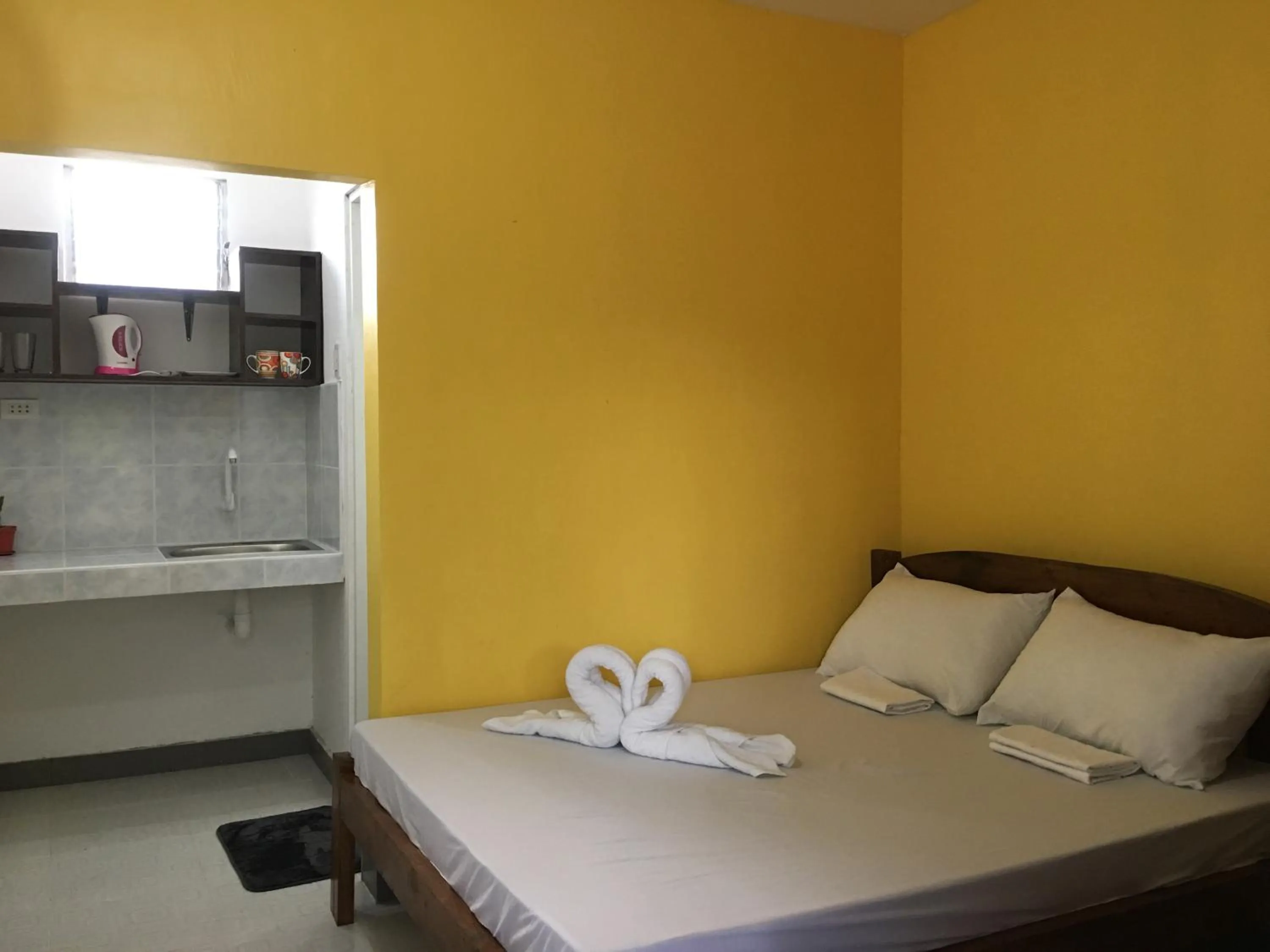 Bed in Panglao Rainbow Inn