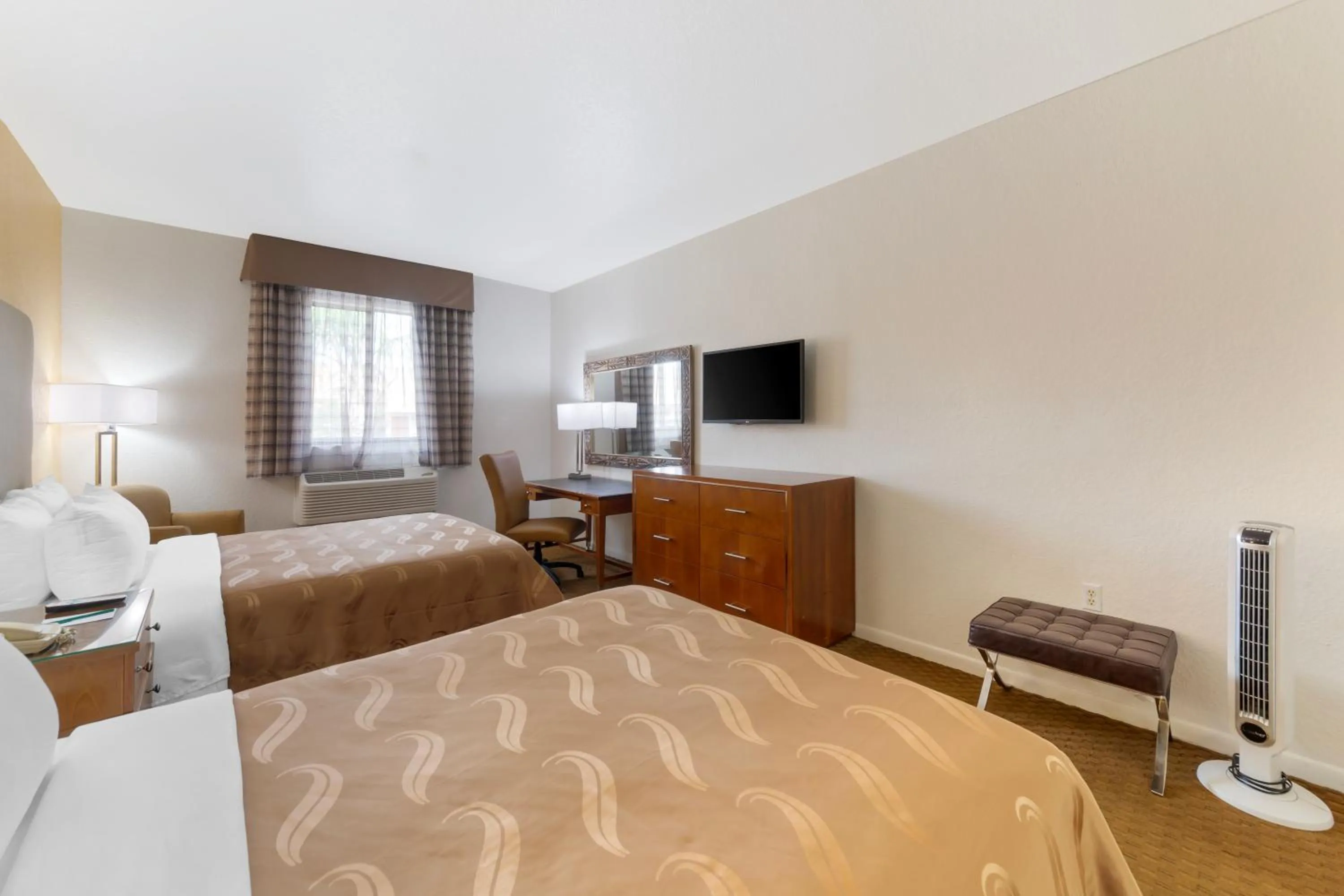 Bed in Quality Inn Florida City - Gateway to the Keys