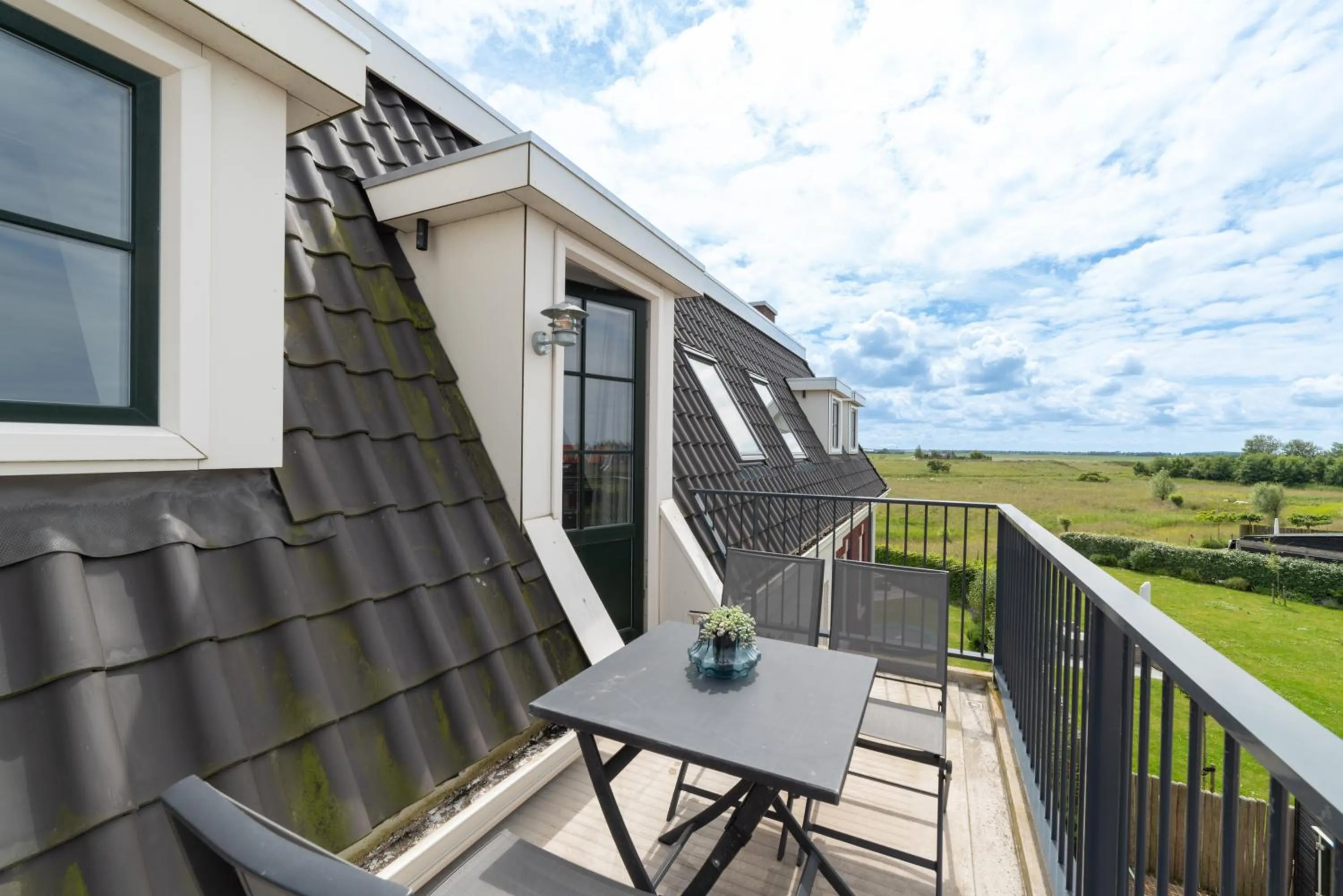 Property building in Raadhuis Parc Ganuenta