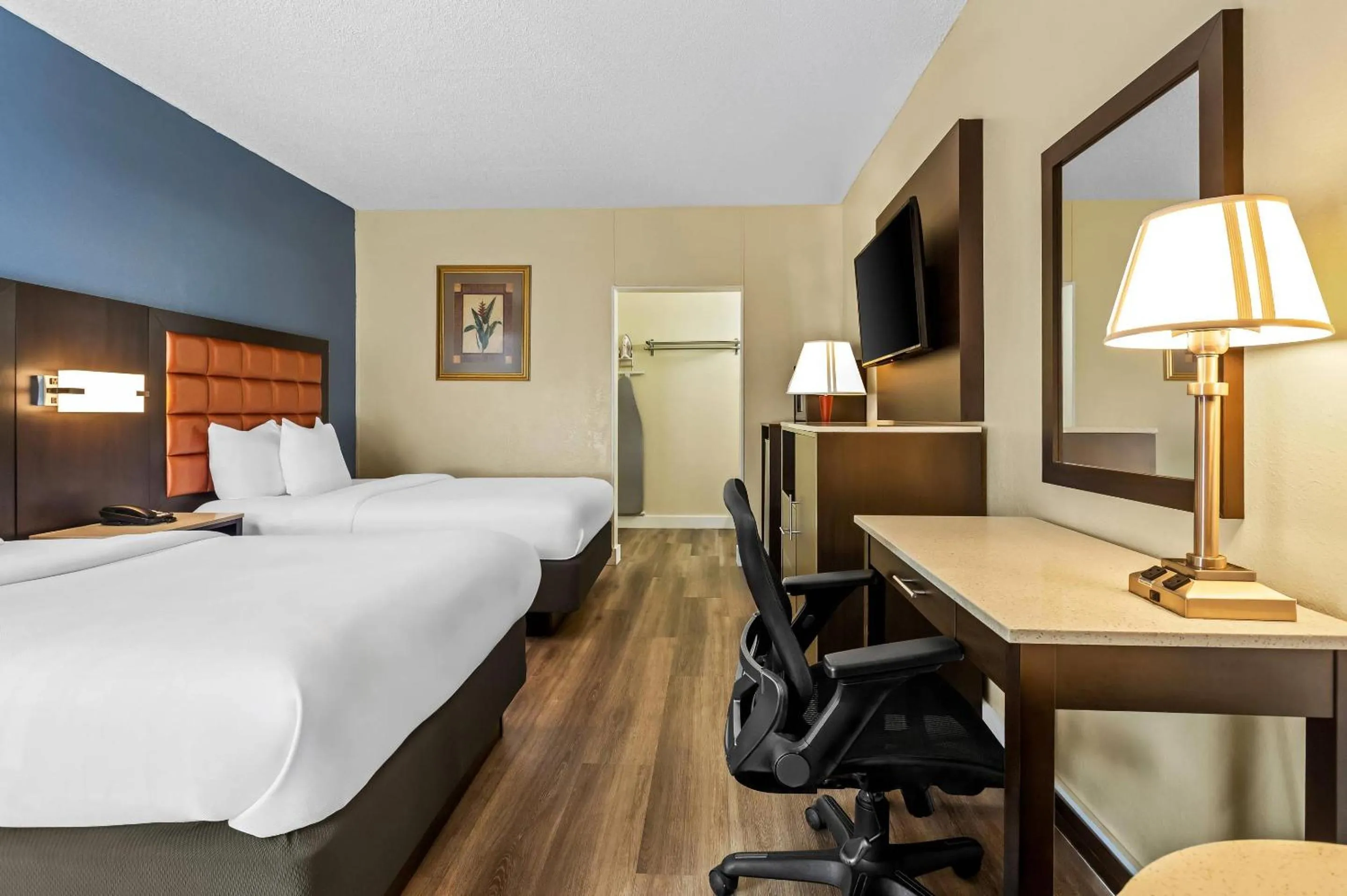 Bedroom, Bed in Quality Inn Tampa Airport - Cruise Port